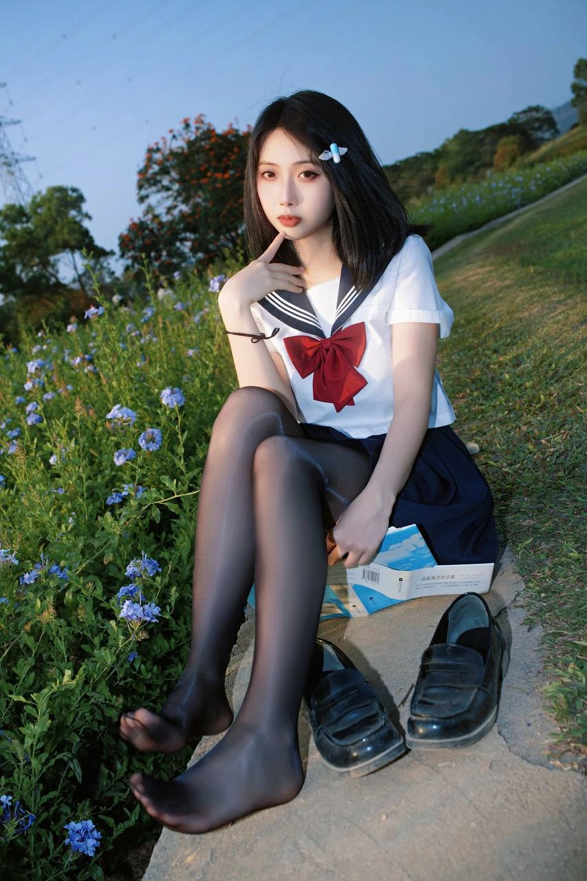 七只红豆 - 红豆蓝花JK
