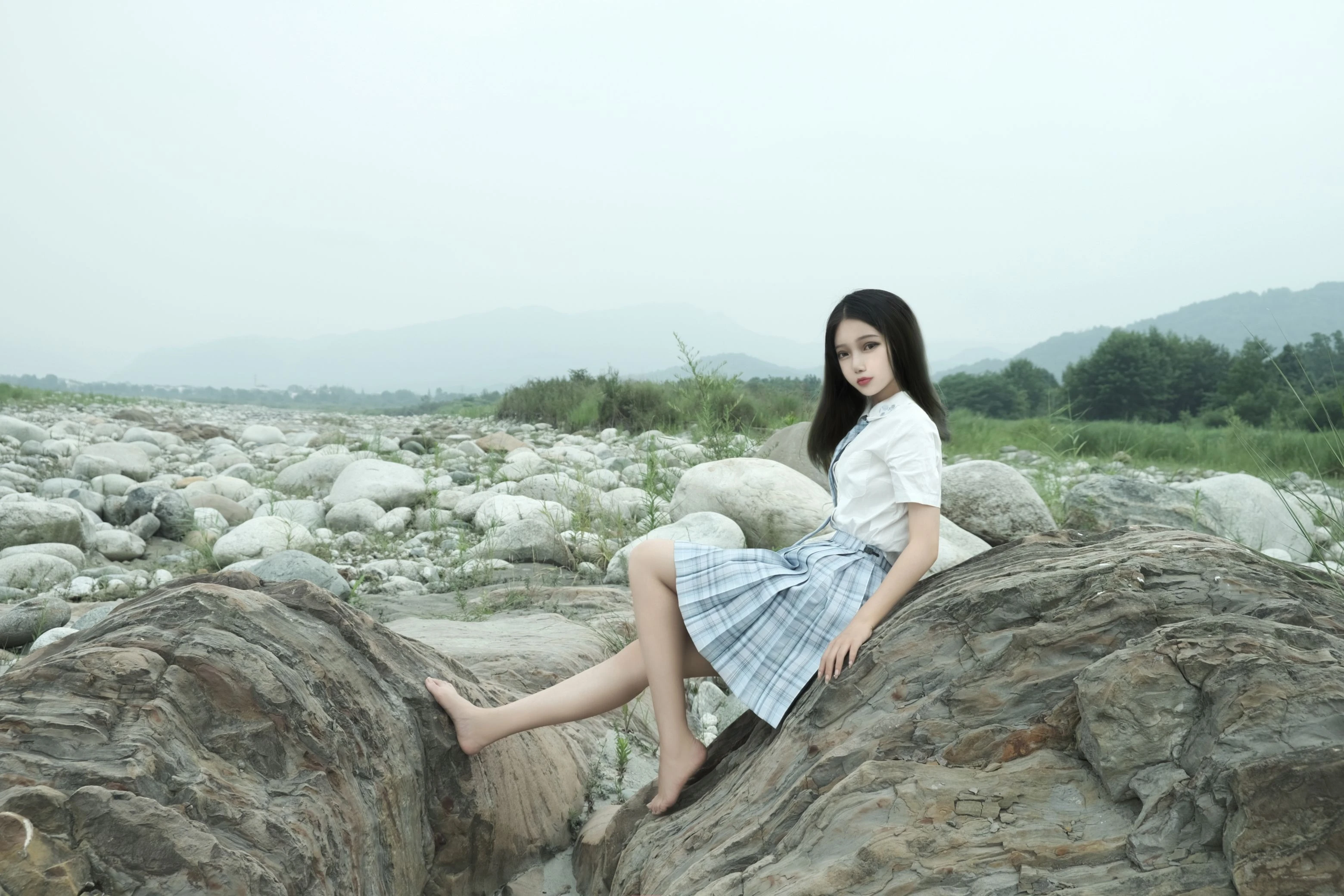 eloise软软 - 河边JK