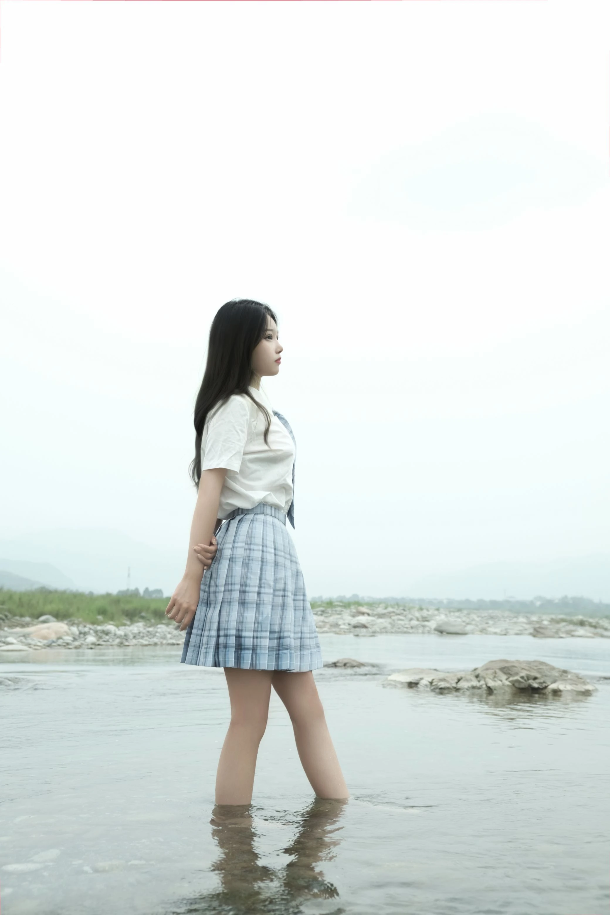 eloise软软 - 河边JK