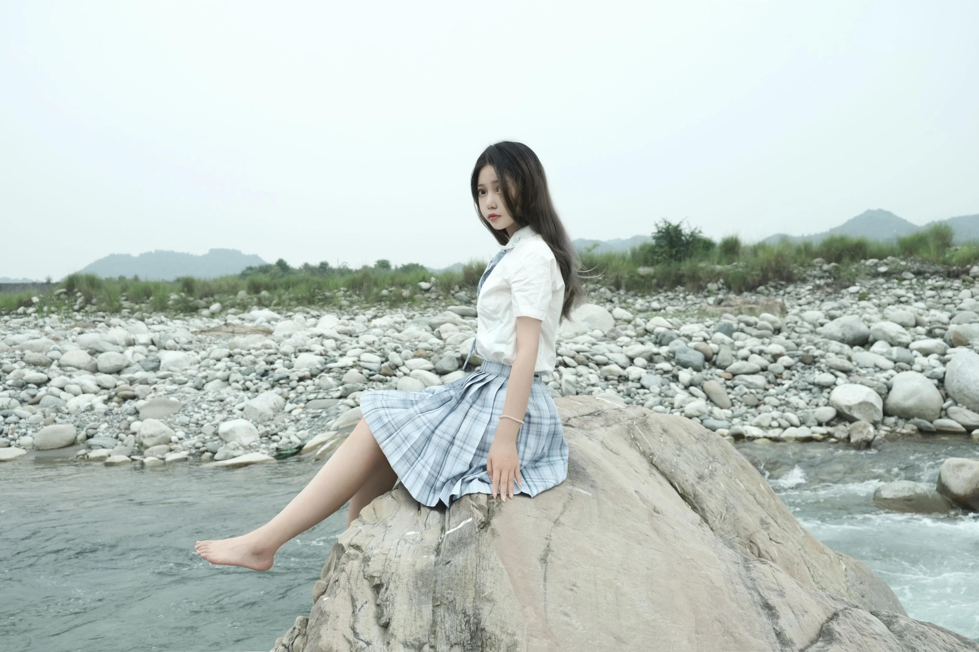 eloise软软 - 河边JK
