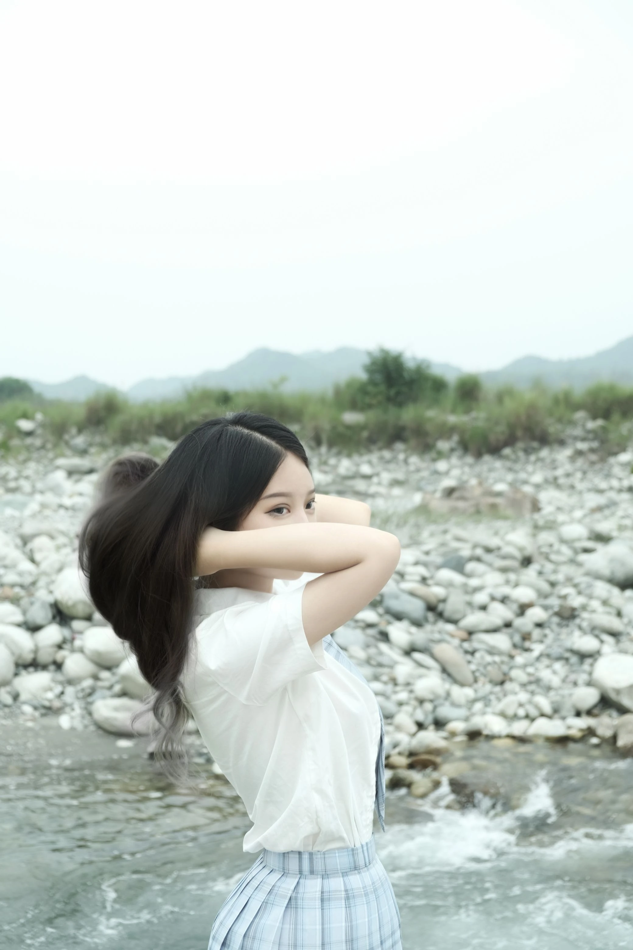 eloise软软 - 河边JK