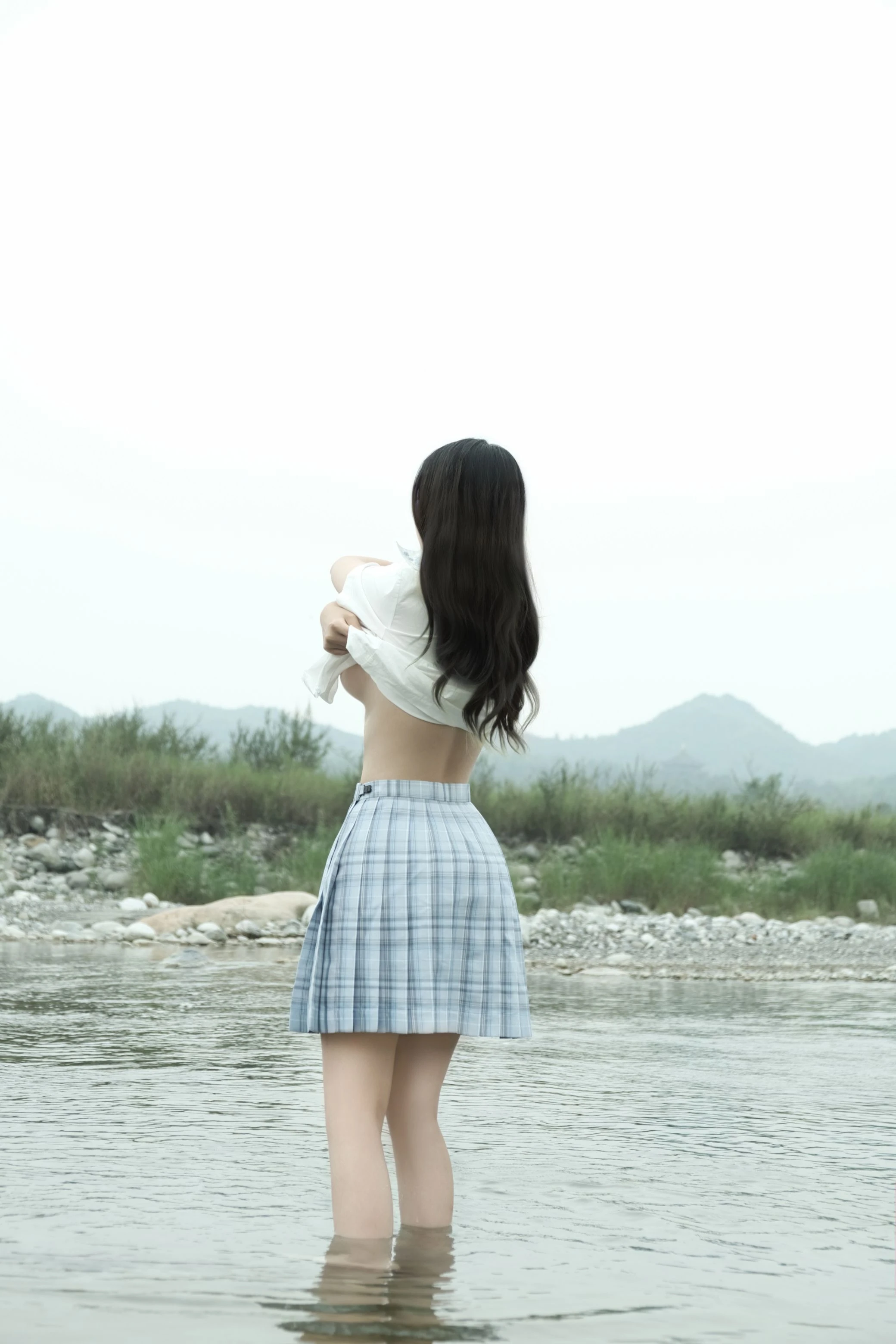 eloise软软 - 河边JK