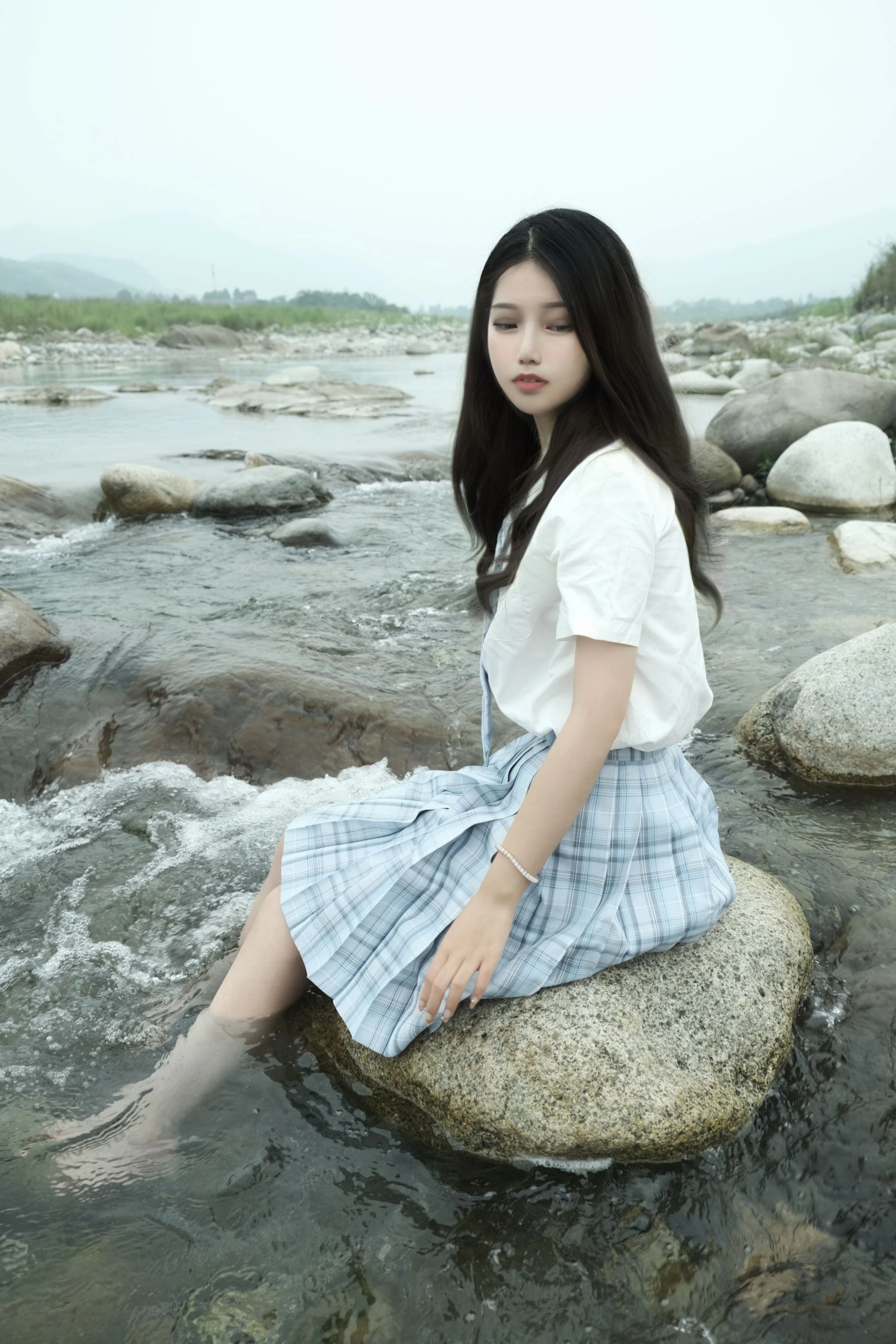 eloise软软 - 河边JK