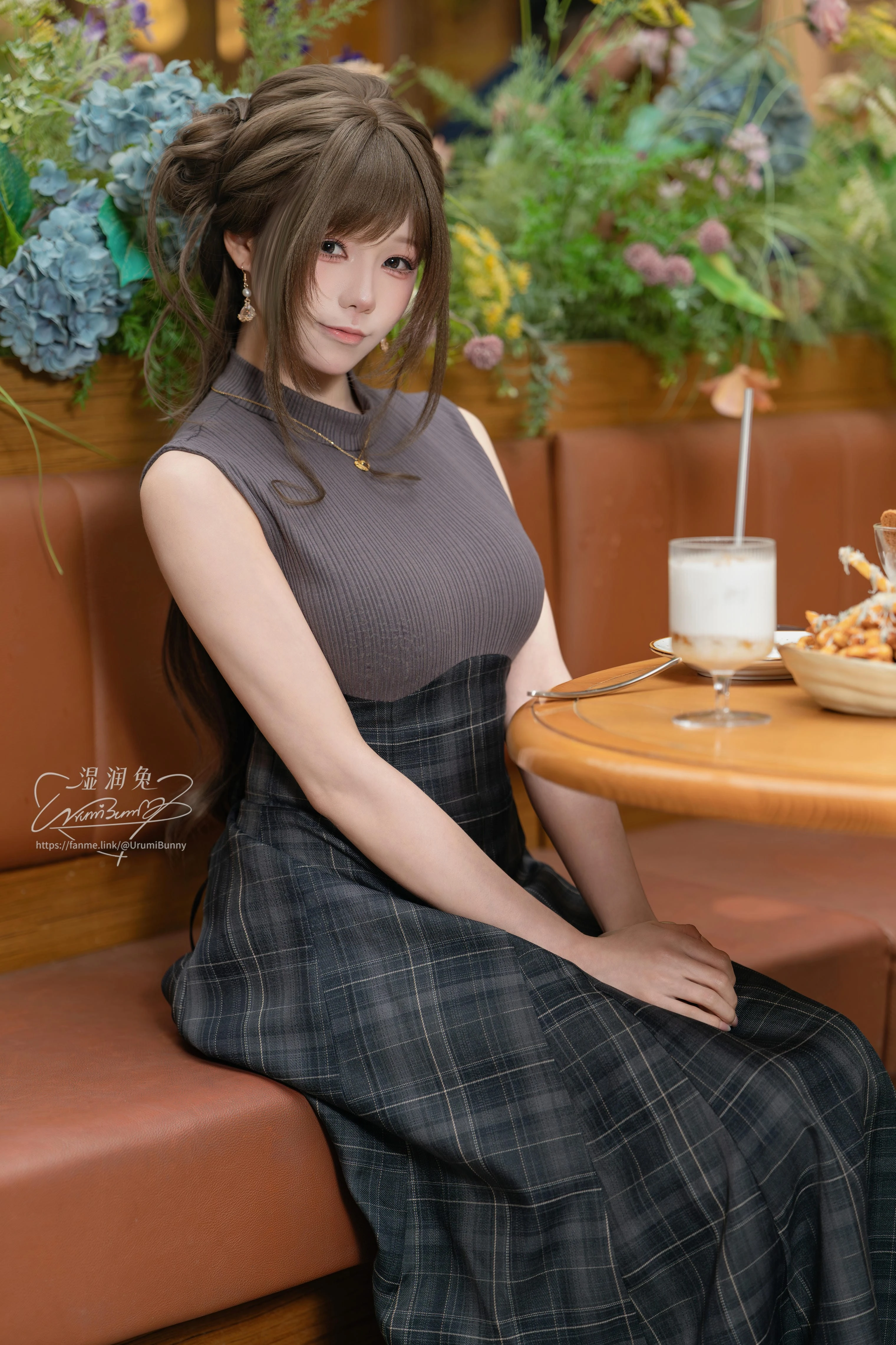 Yiko湿润兔(咬一口兔娘) - 5月作品『网友的一日约会』（HD）