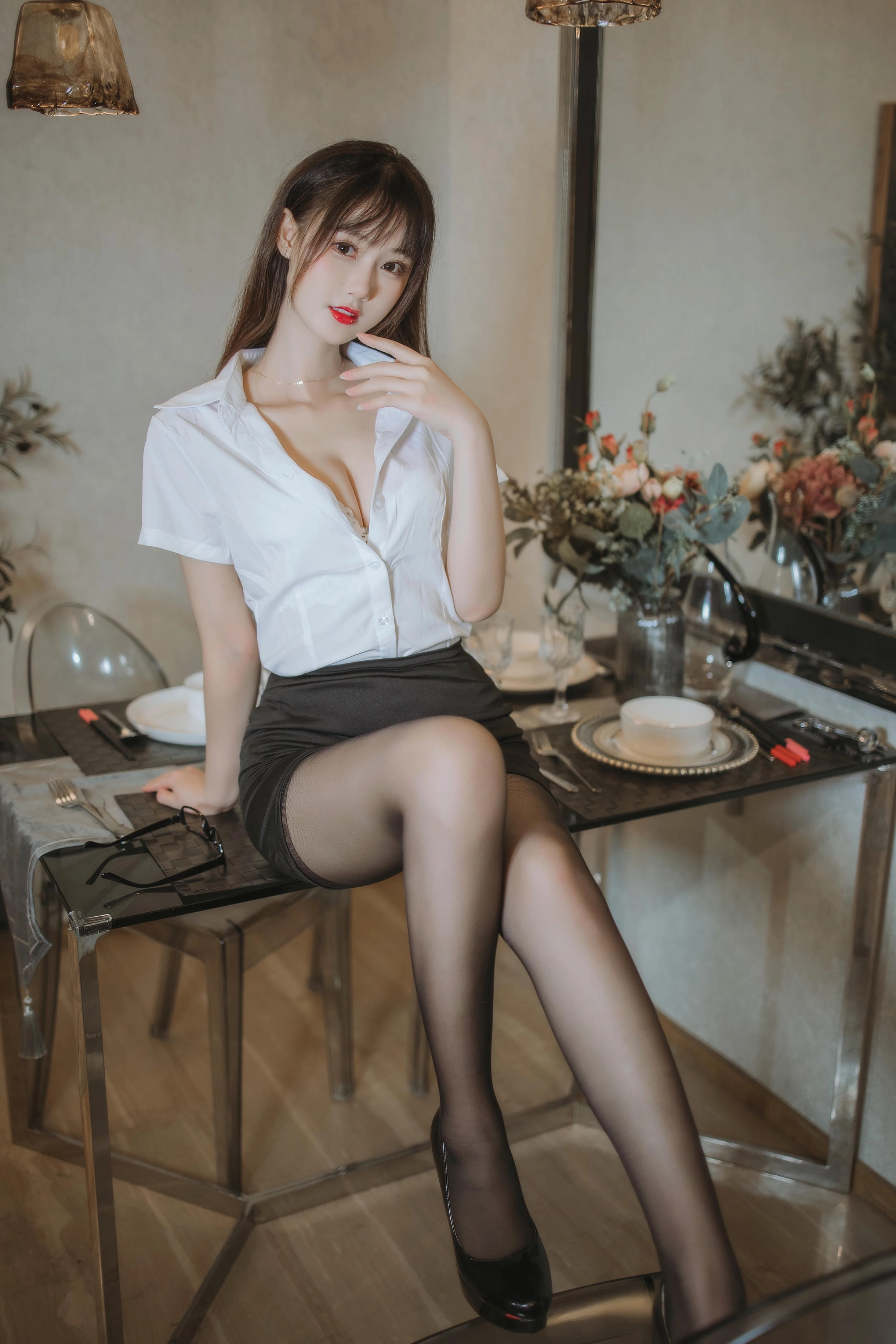 羽生三未 - 黑丝包臀OL（HD）