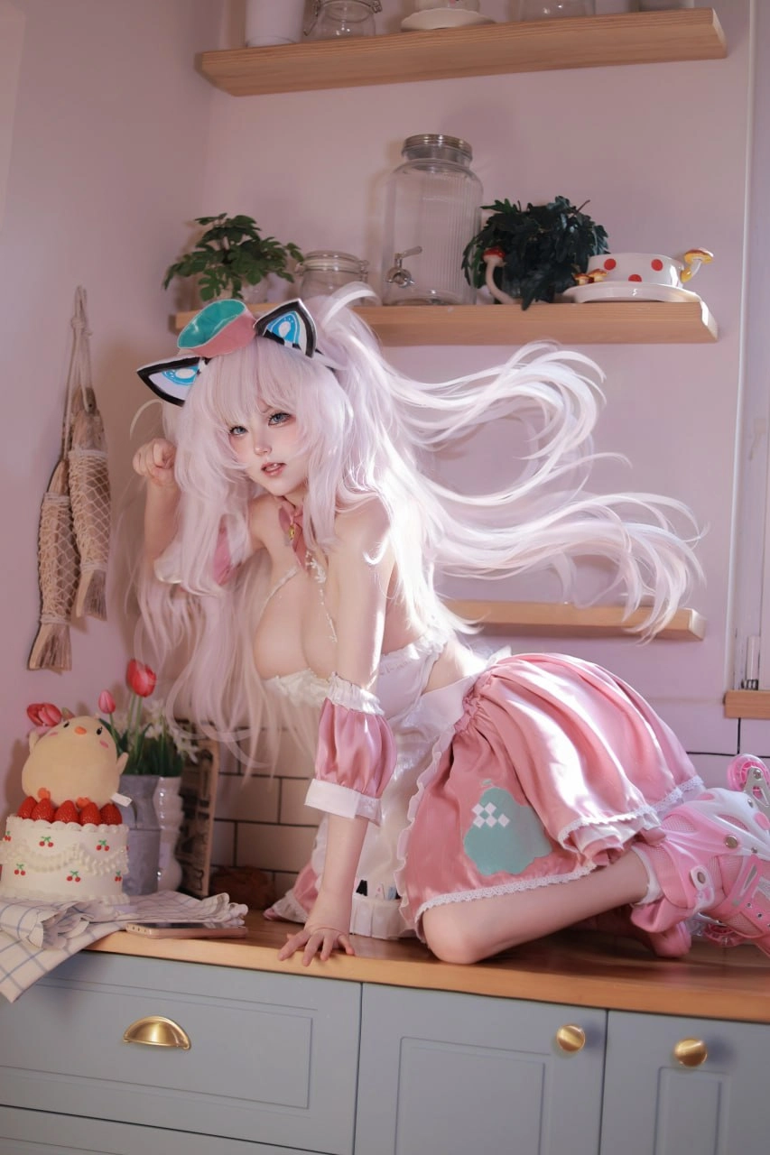 芝心蛋奶烧 - 碧蓝航线  哈曼女仆