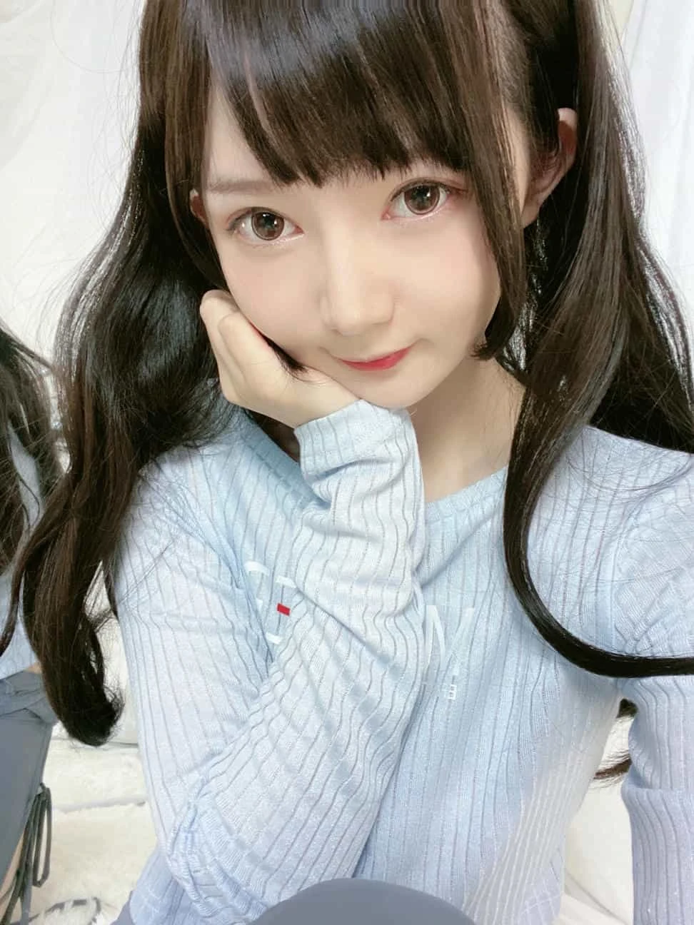 51酱 - 吉他妹妹 自拍