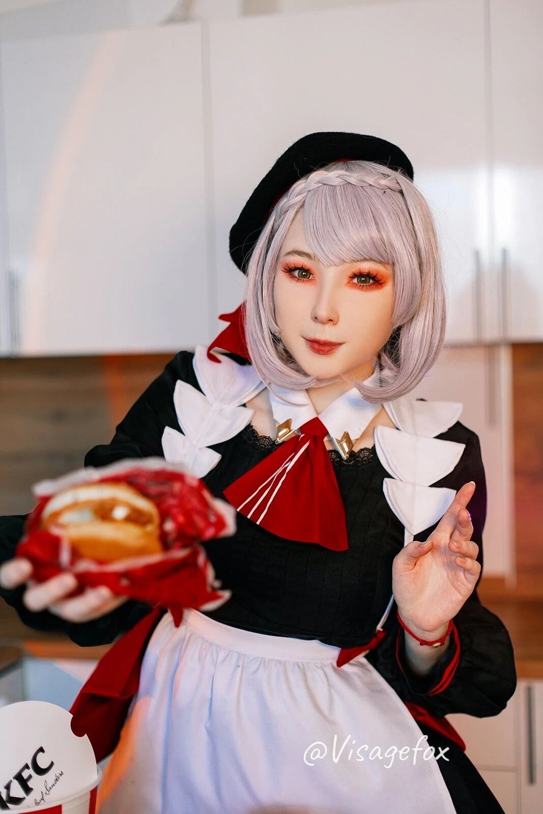 Visage Fox - Noelle KFC