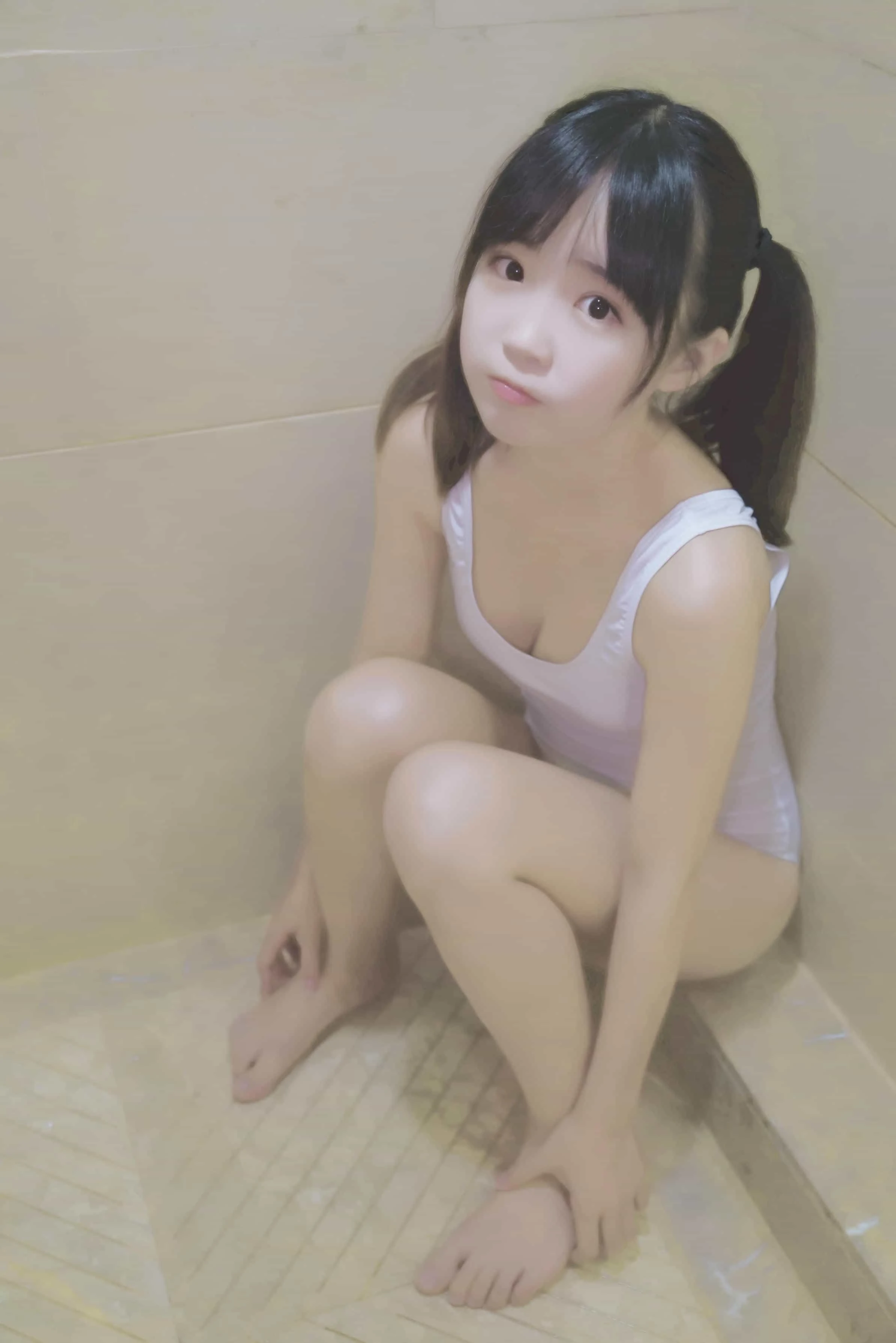 御子Yumiko - 白色死库水