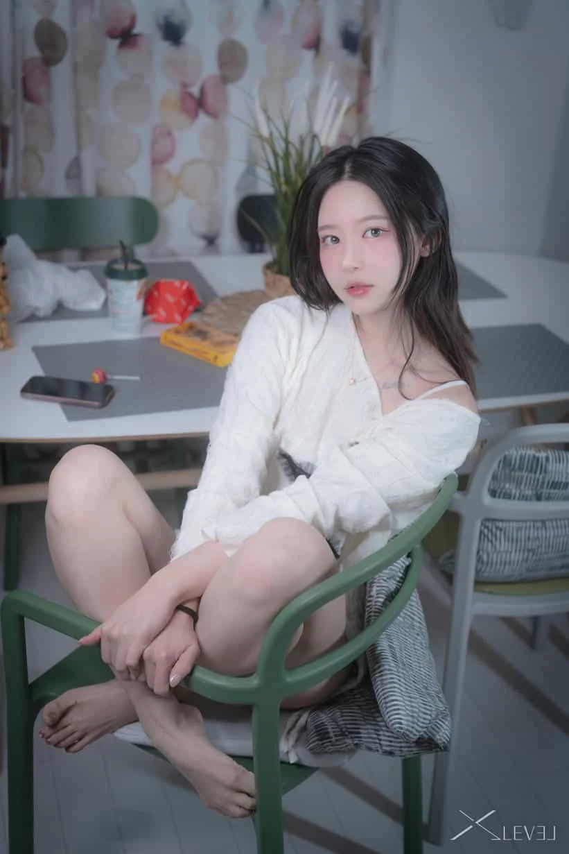 Yeha (예하) - X-Level poor Little Bro Bitch Sister