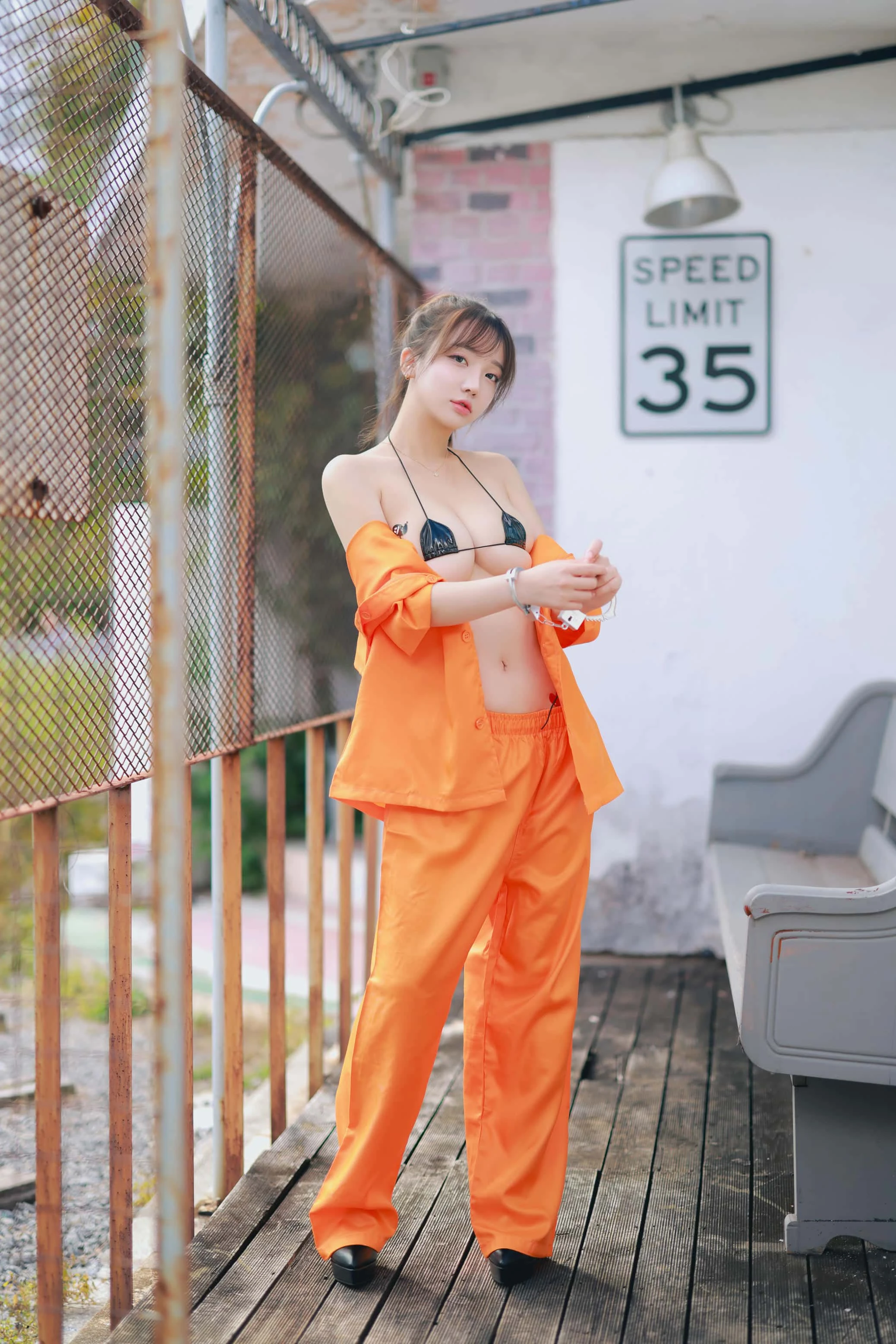 孙乐乐 Son Ye Eun (손예은)  - Bound for Halloween （上）