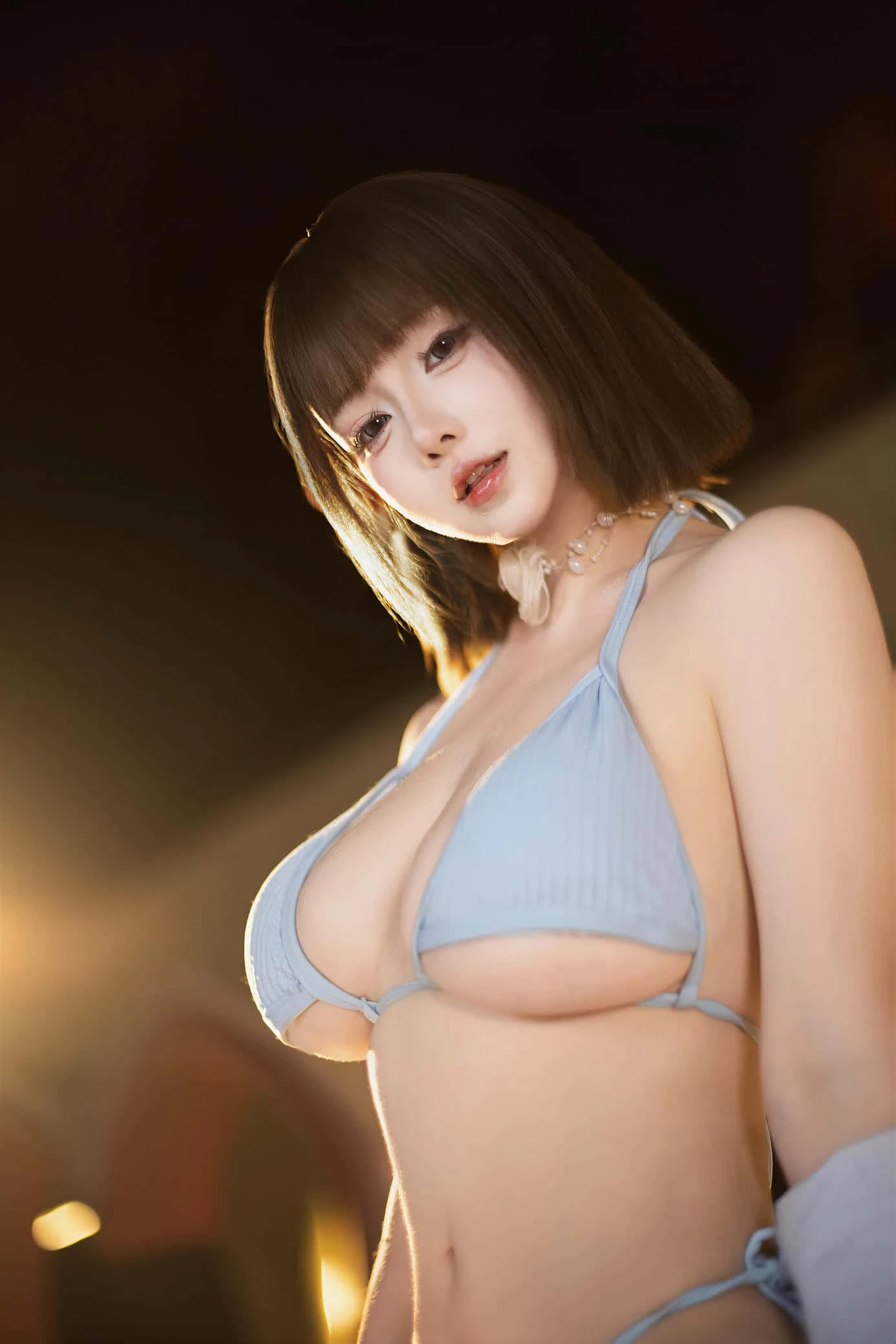 末夜787 - 蓝色泳装