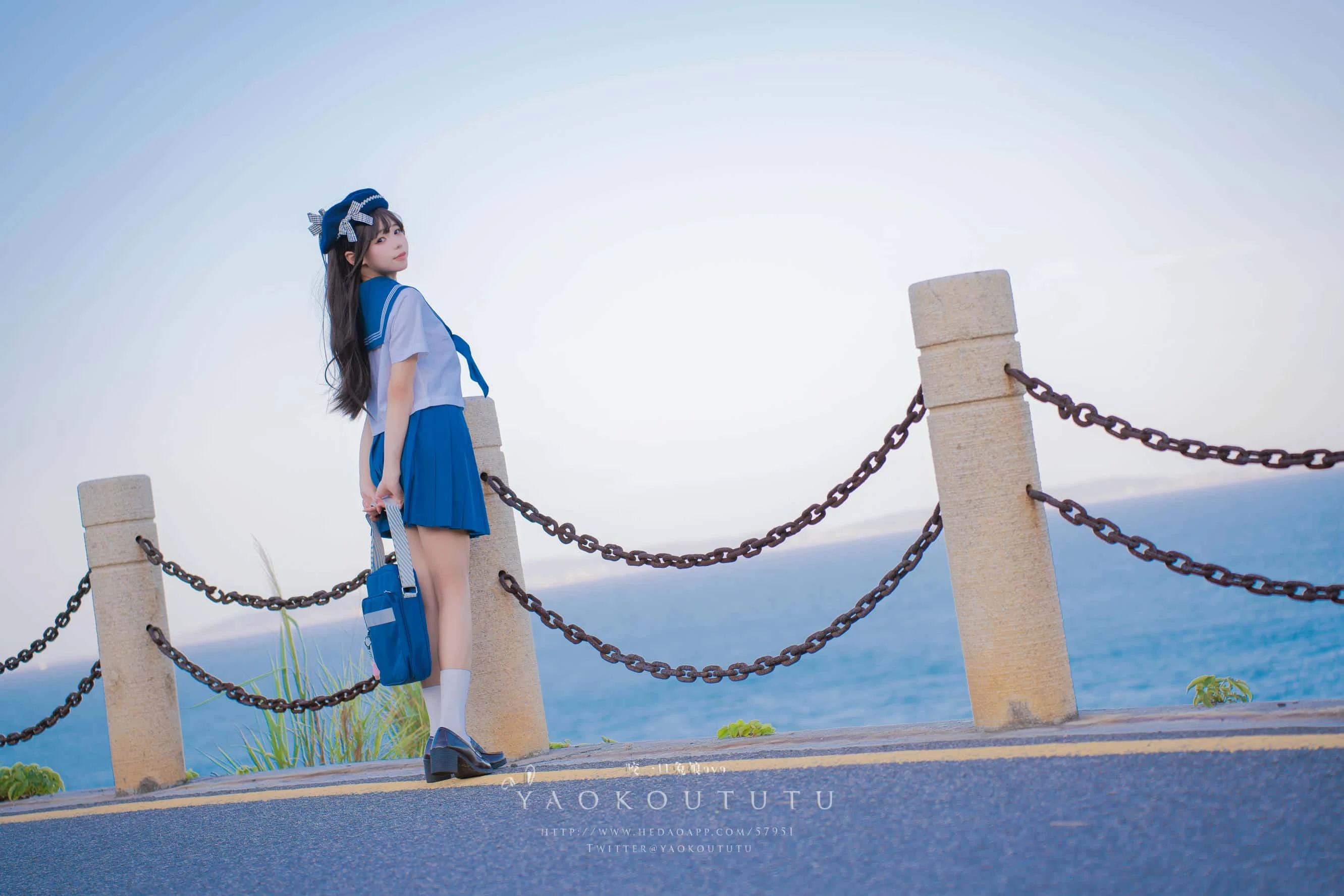 黏黏团子兔  咬一口兔娘ovo - 体操部课后活动