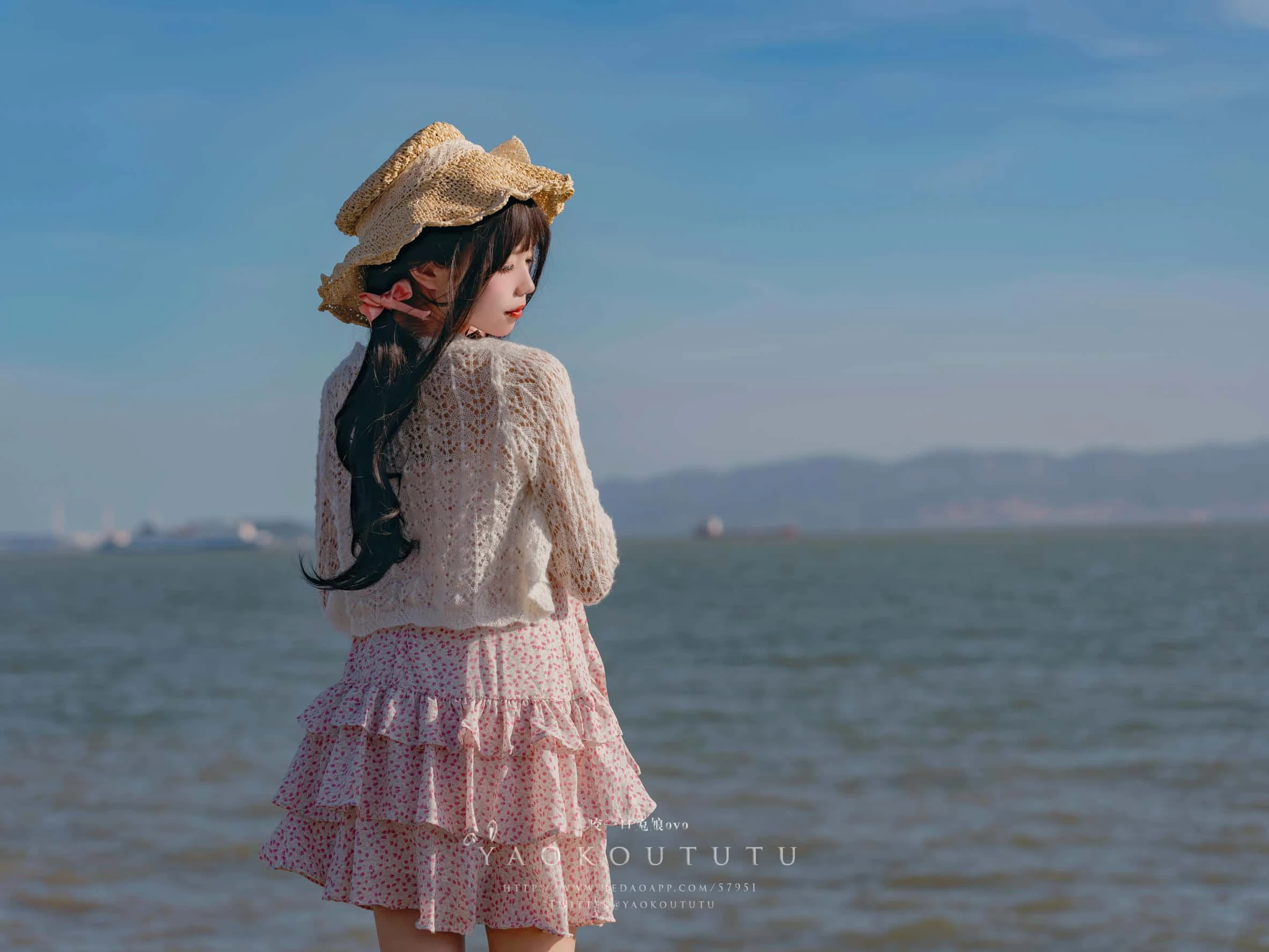 黏黏团子兔 咬一口兔娘ovo - 邻家小妹 日不落