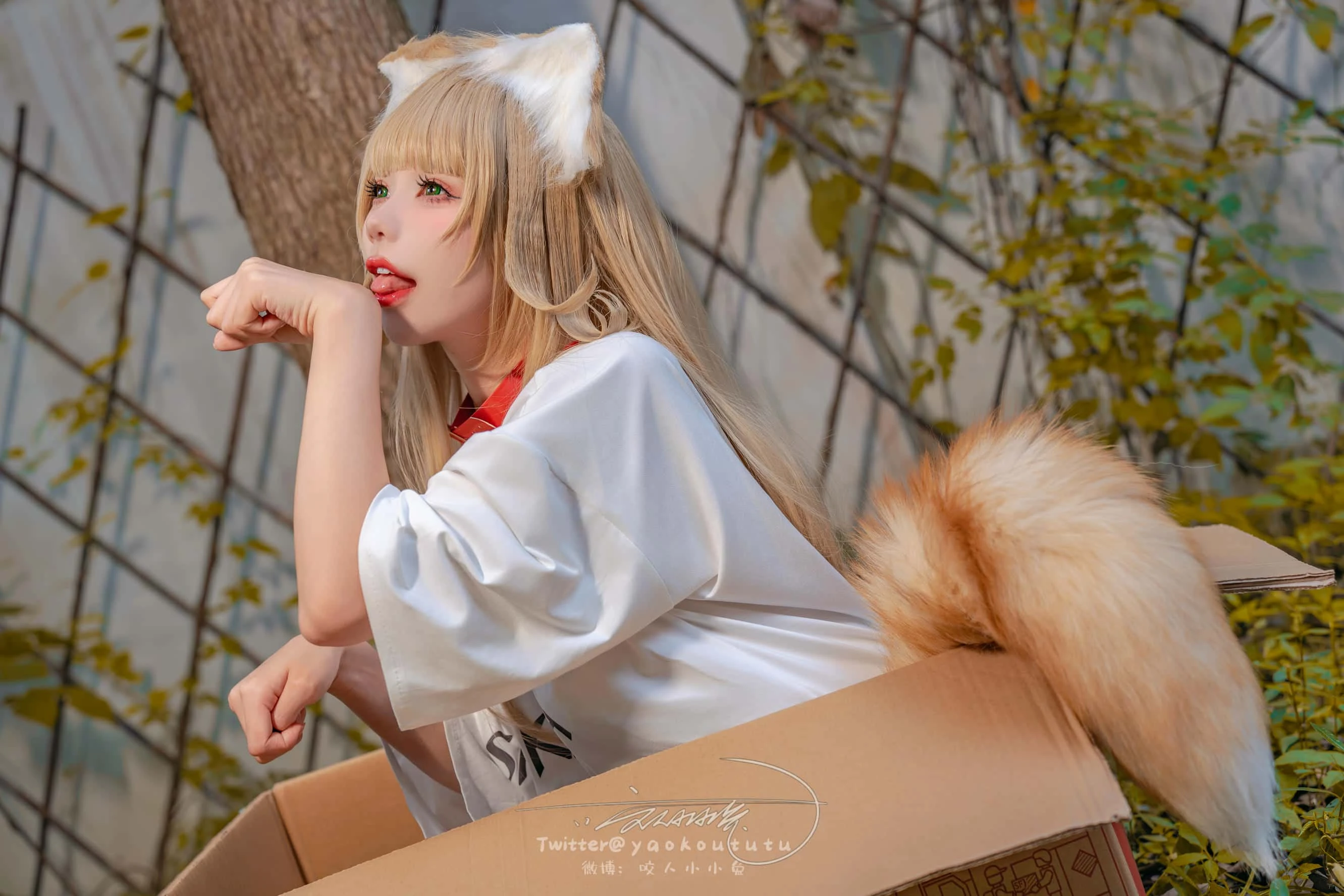 黏黏团子兔 咬人小小兔 - 捡到一只黄豆粉 UNI