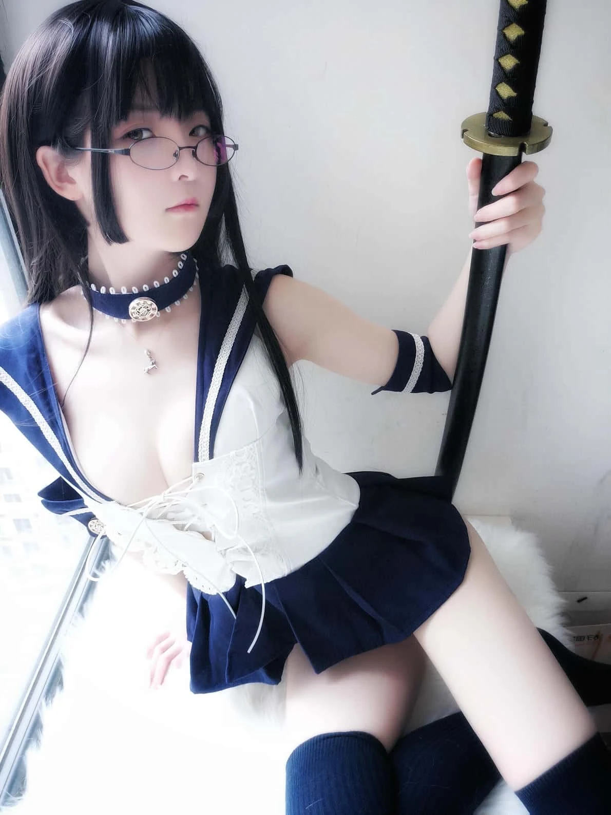 一小央泽 武士刀与水手服