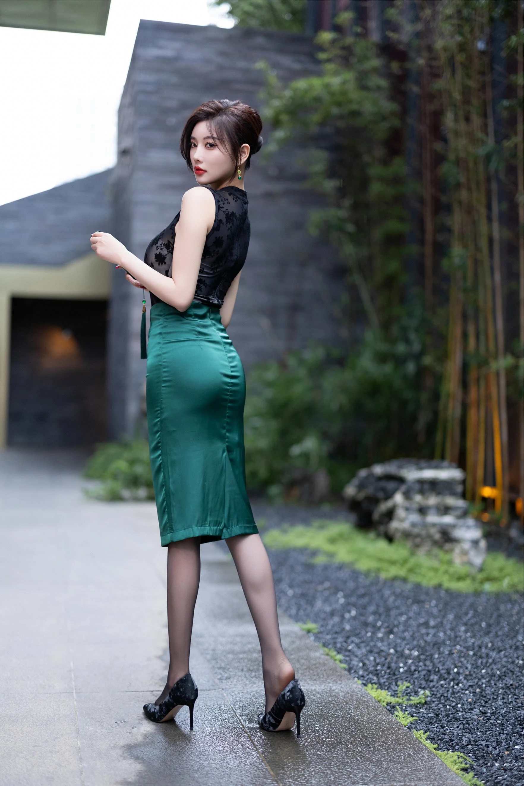 杨晨晨 内购无水印 9384 绿色长裙