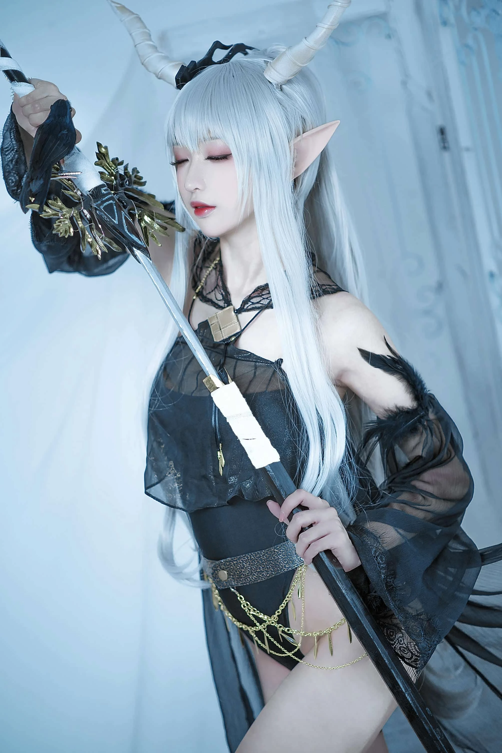 Messie Huang 闪灵泳装