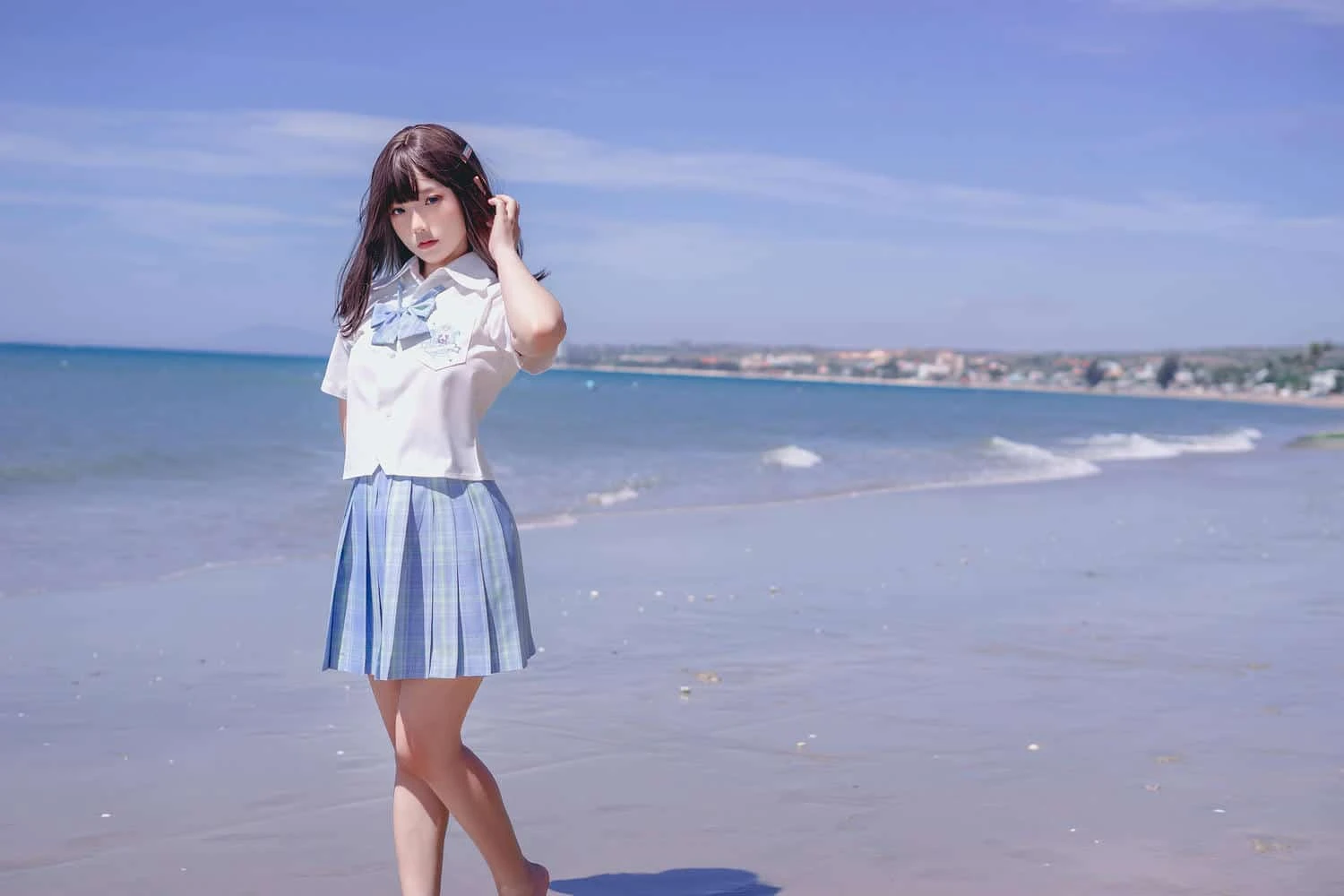Messie Huang Seifuku