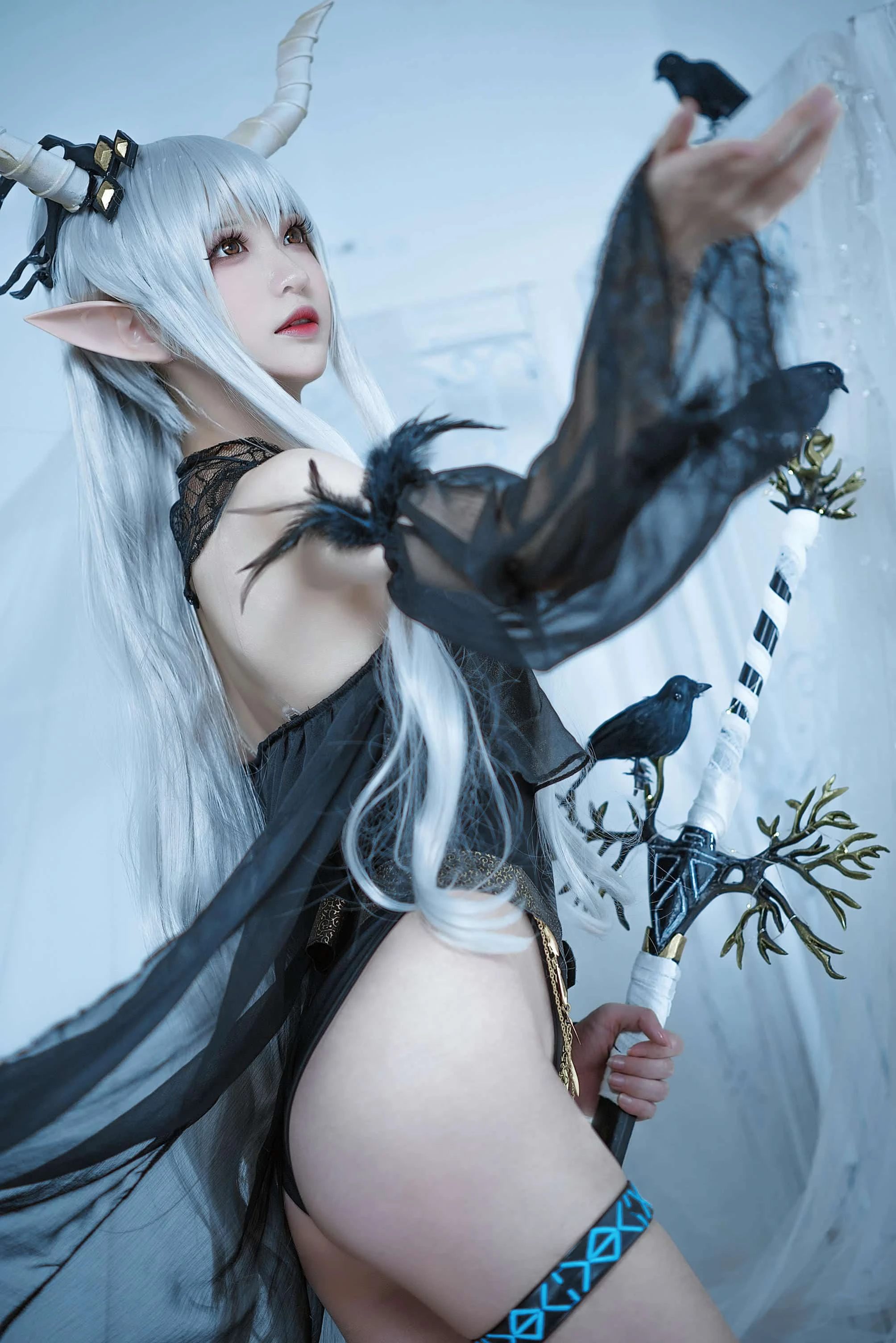 Messie Huang 闪灵泳装
