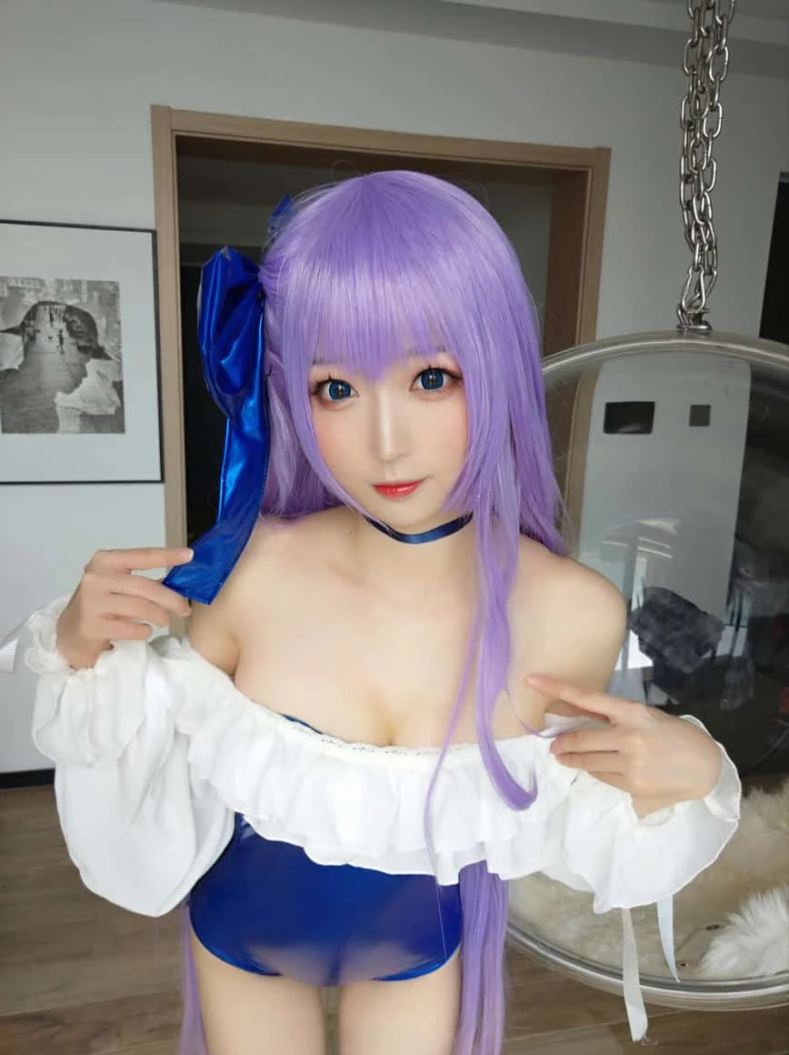 Messie Huang 莉莉丝