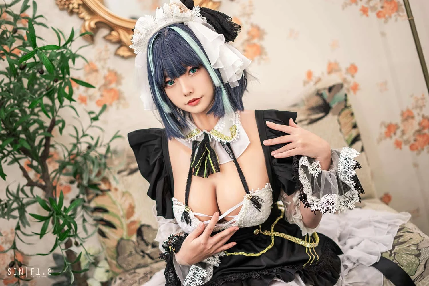 Messie Huang Cheshire Azur Lane