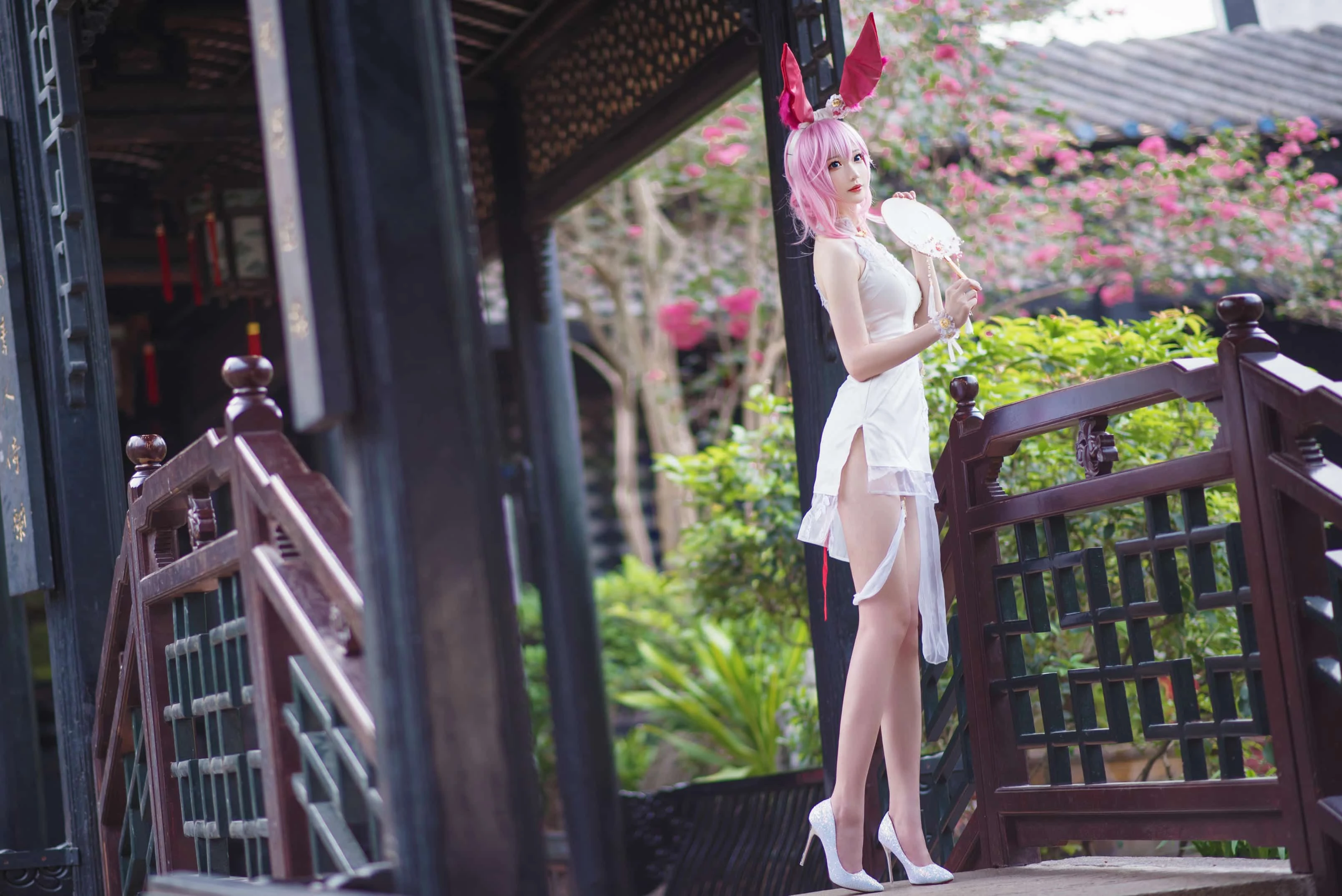 Messie Huang 八重樱旗袍