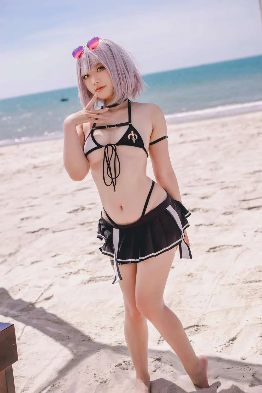 Messie Huang Shirogane NOel Swimsuit