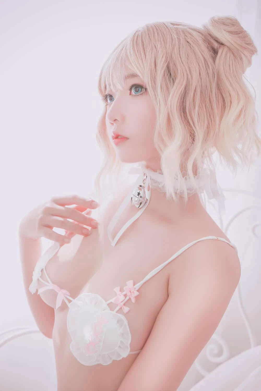 Messie Huang Pure Bath