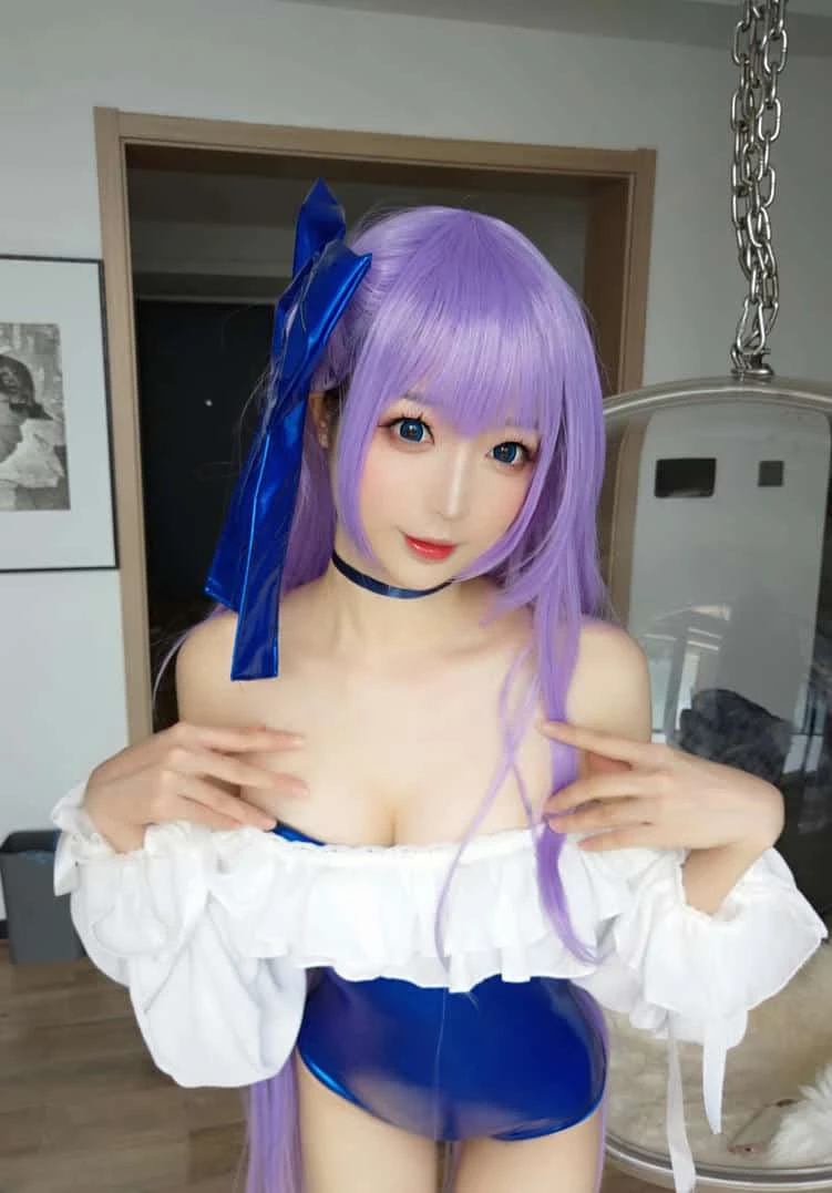 Messie Huang 莉莉丝