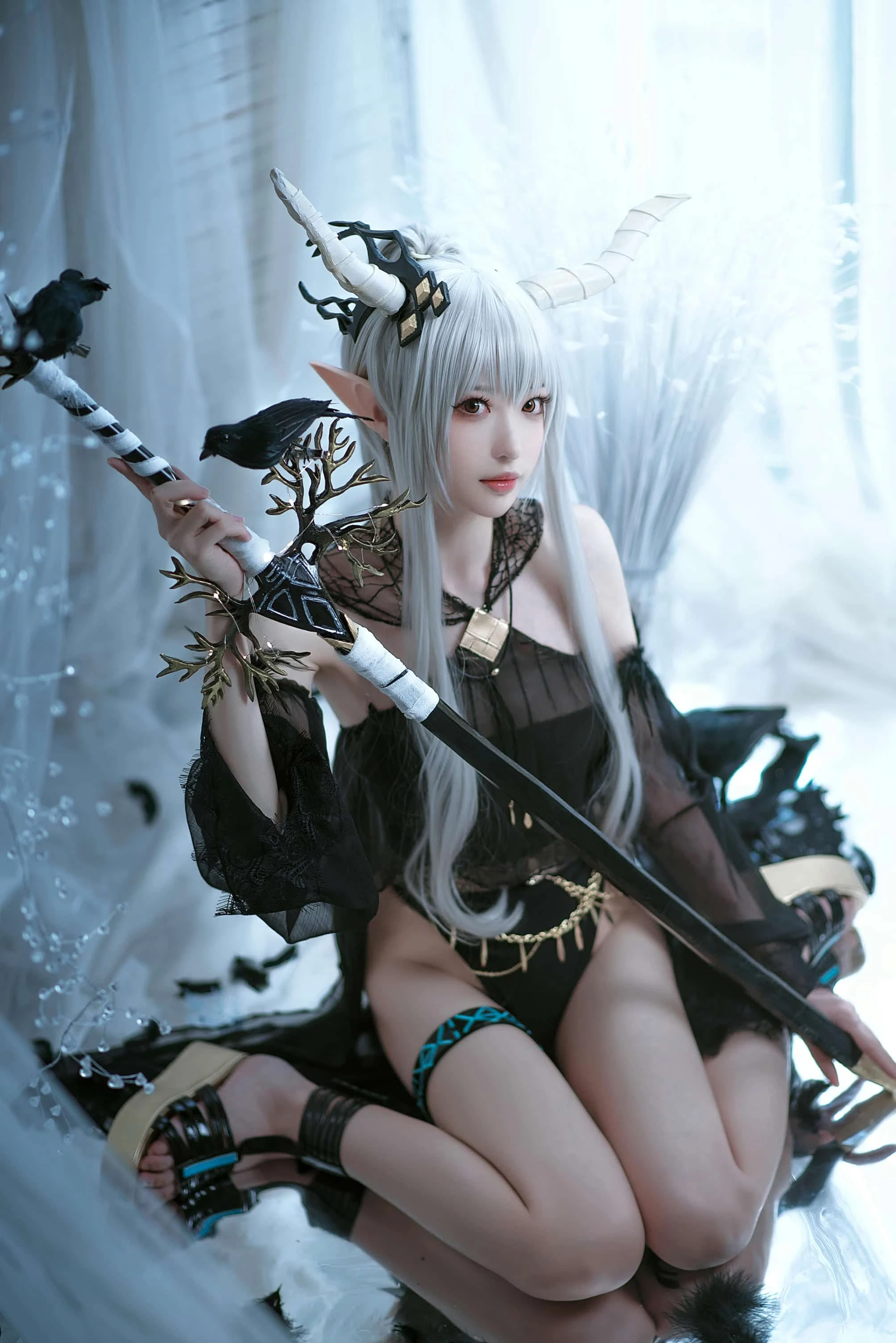 Messie Huang 闪灵泳装