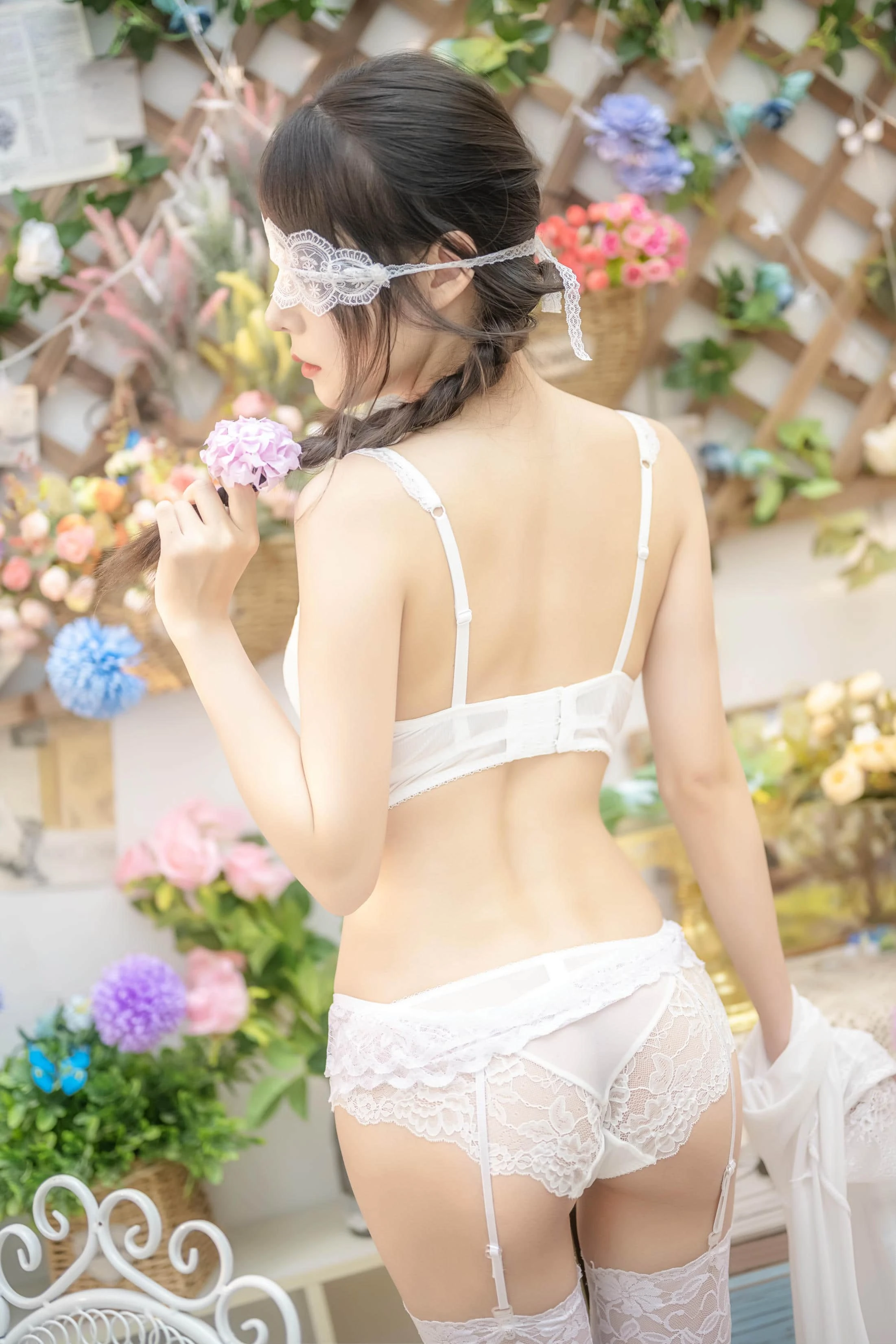 香草喵露露 白色花房