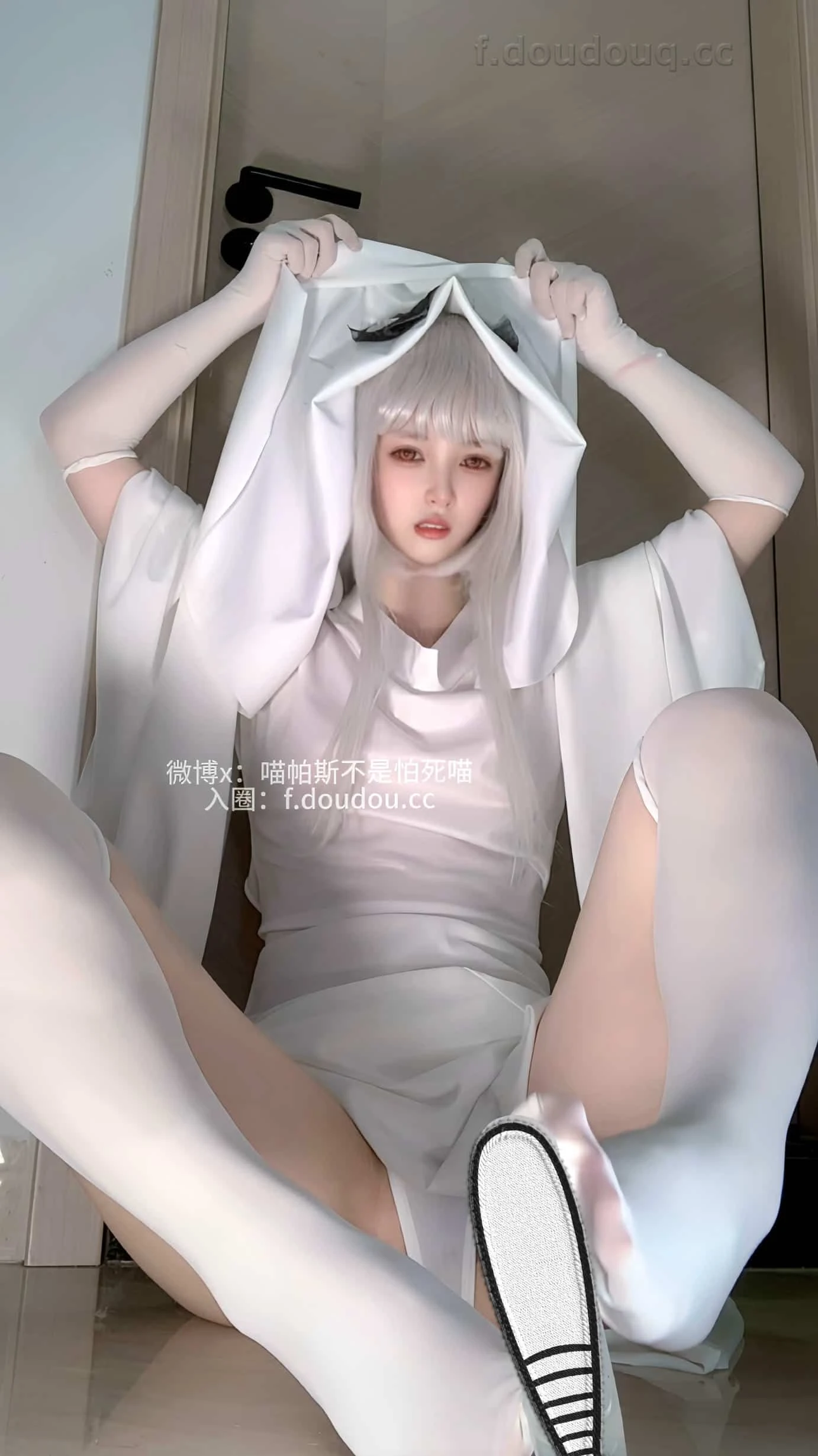 福利姬 喵帕斯 - 烧鸡萝莉