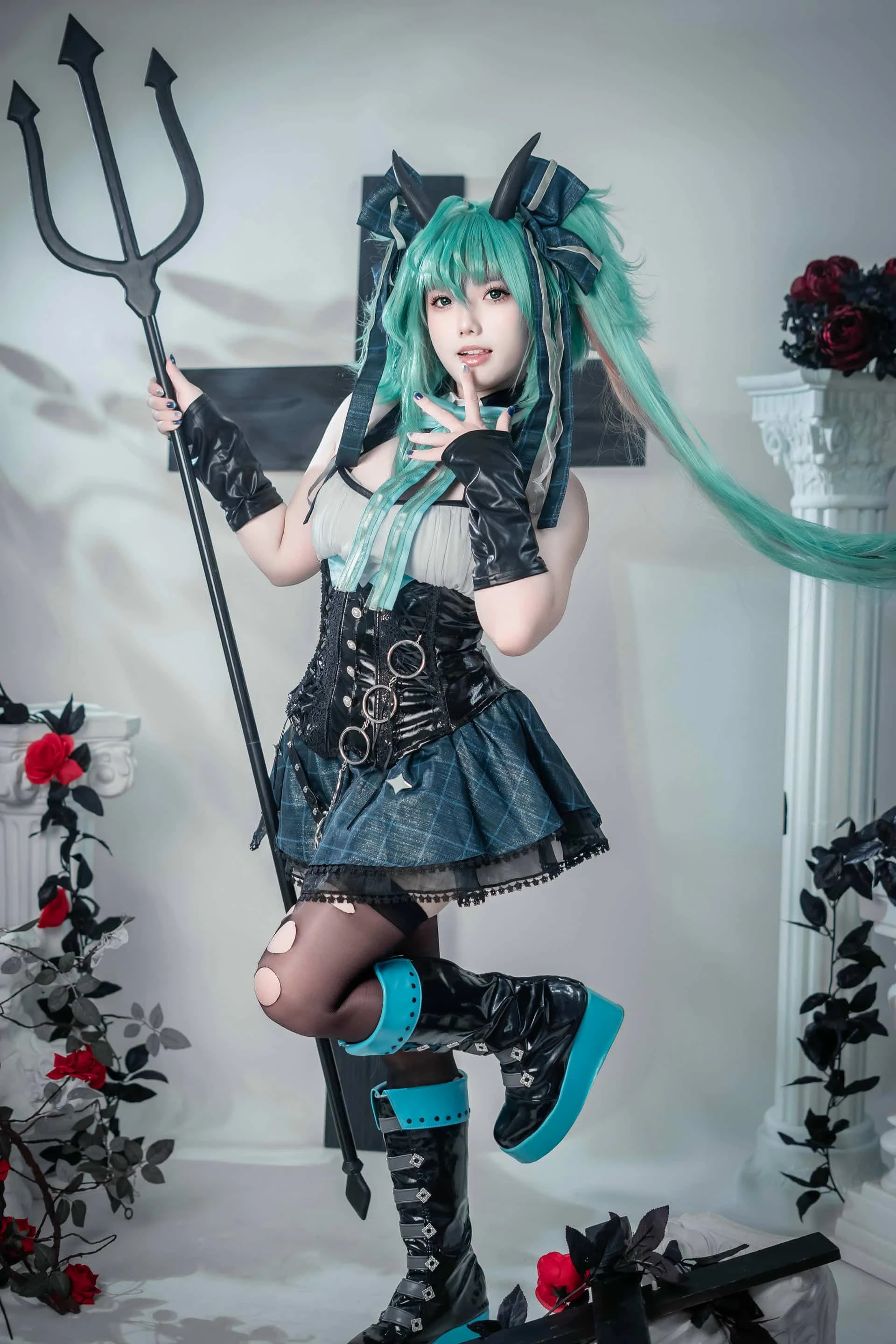 Messie Huang Miku Halloween