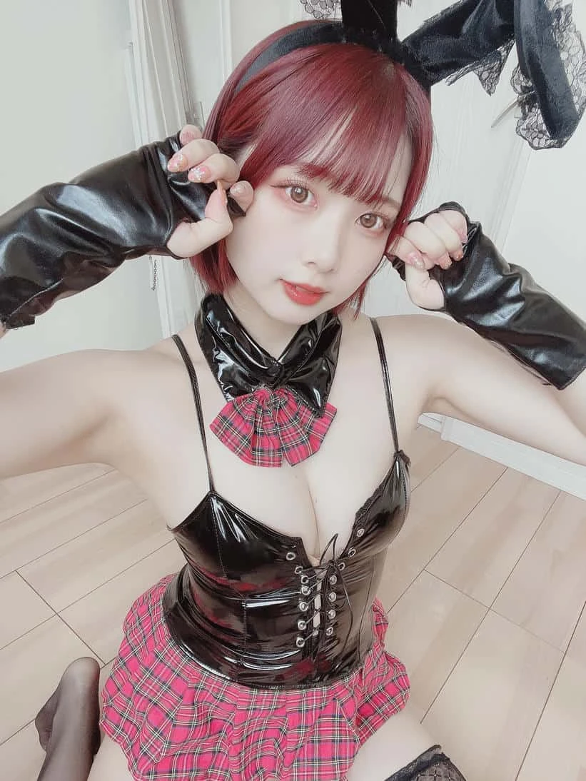 Sayako(さやこ) とみこ🍣(@1035_magica) 2022-10-27 バニーちゃん🐰🖤写真いっぱい撮ったよ