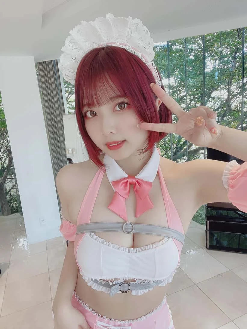 Sayako(さやこ) とみこ🍣(@1035_magica) 2022-10-30 ピンクのメイド水着