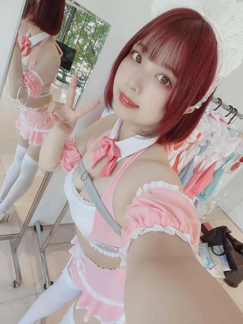 Sayako(さやこ) とみこ🍣(@1035_magica) 2022-10-30 ピンクのメイド水着