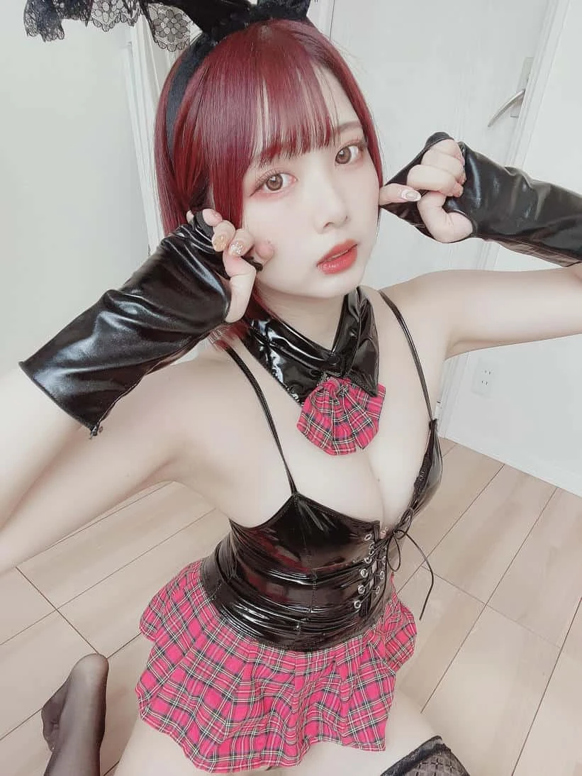 Sayako(さやこ) とみこ🍣(@1035_magica) 2022-10-27 バニーちゃん🐰🖤写真いっぱい撮ったよ