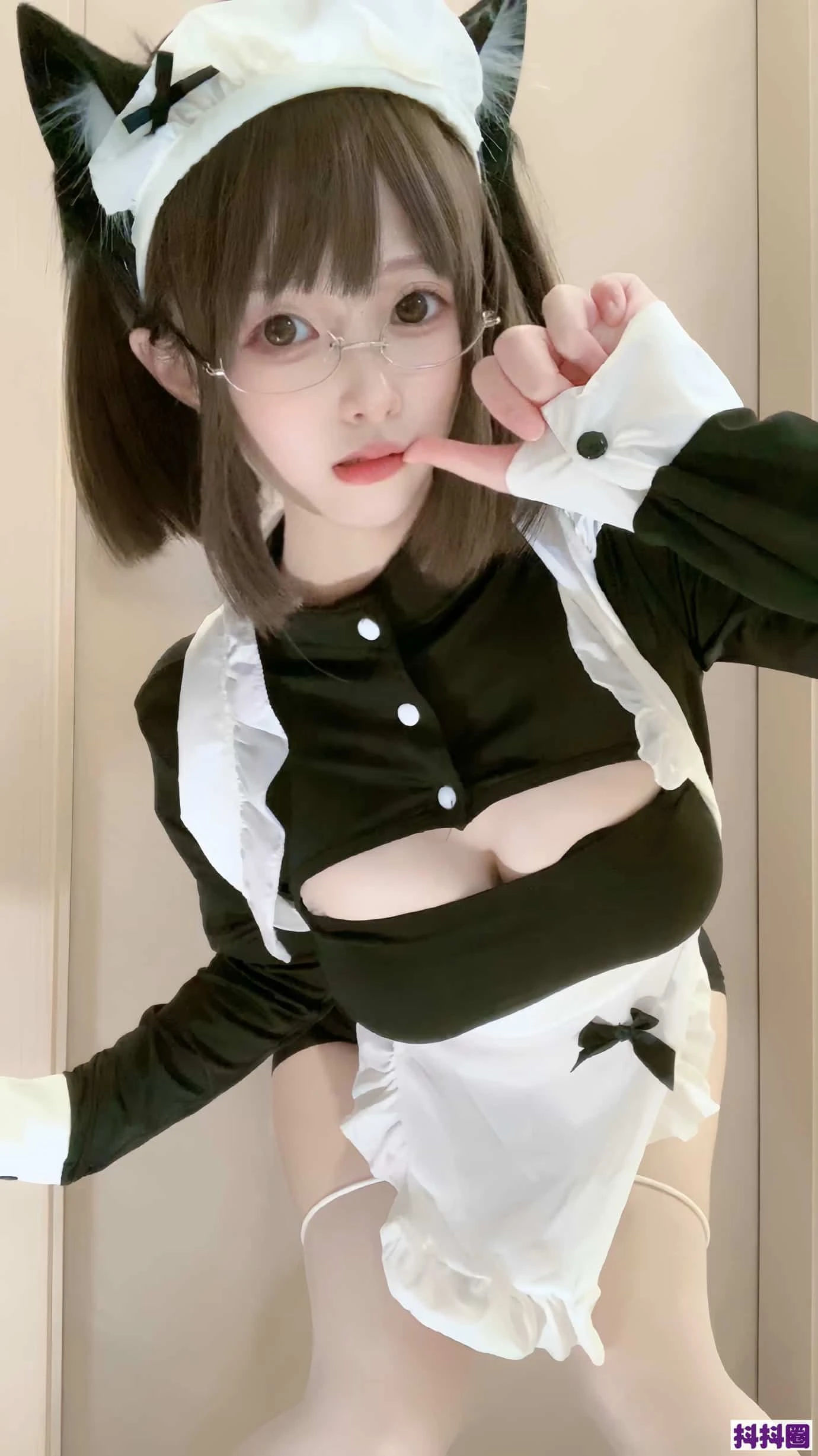 福利姬 喵帕斯 - 烧鸡萝莉