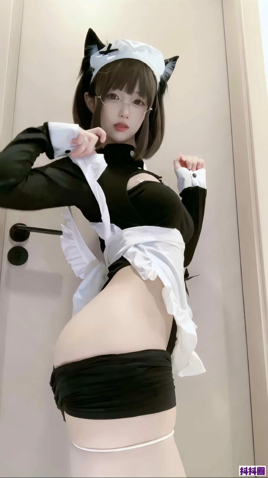 福利姬 喵帕斯 - 烧鸡萝莉