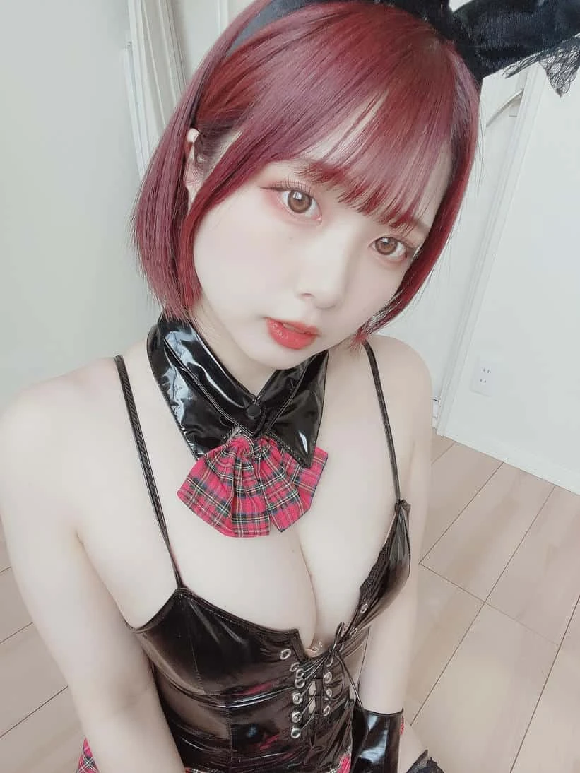 Sayako(さやこ) とみこ🍣(@1035_magica) 2022-10-27 バニーちゃん🐰🖤写真いっぱい撮ったよ