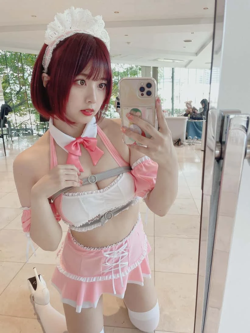 Sayako(さやこ) とみこ🍣(@1035_magica) 2022-10-30 ピンクのメイド水着