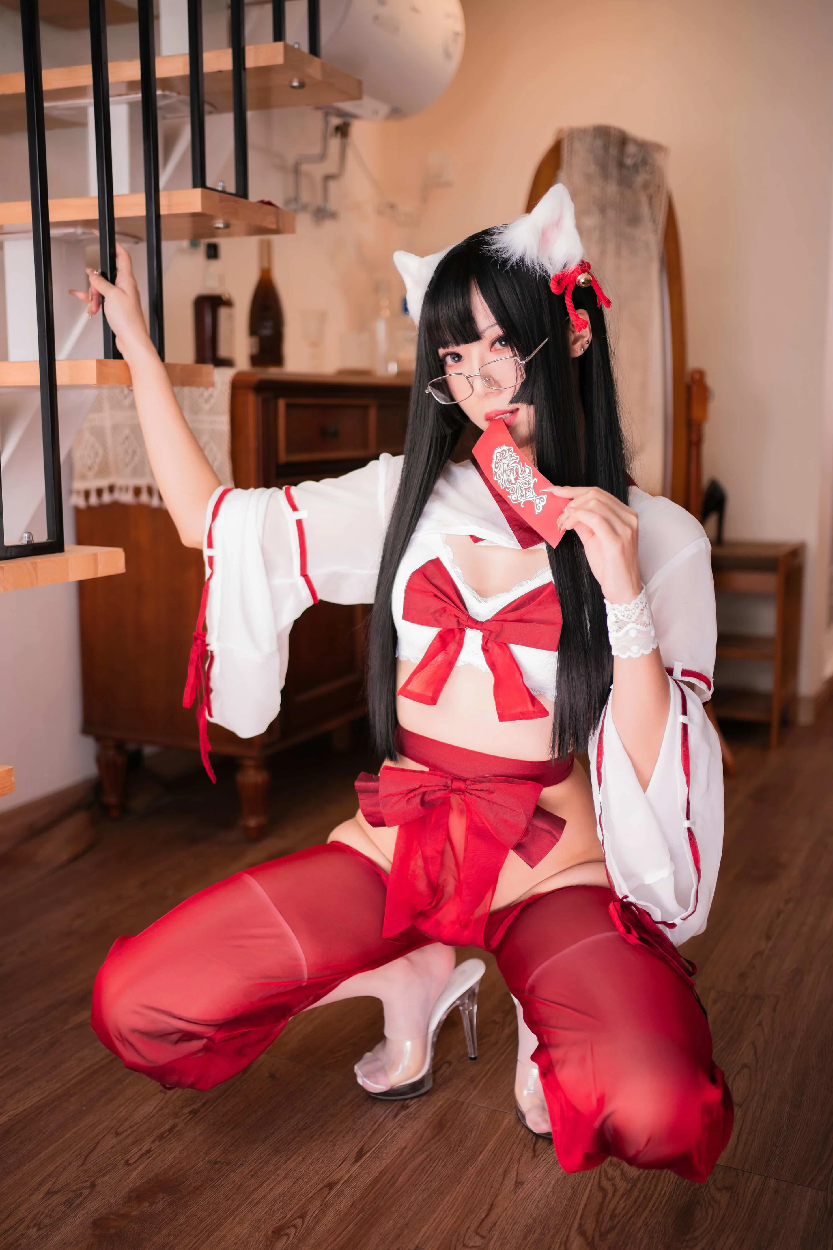Money冷冷 巫女