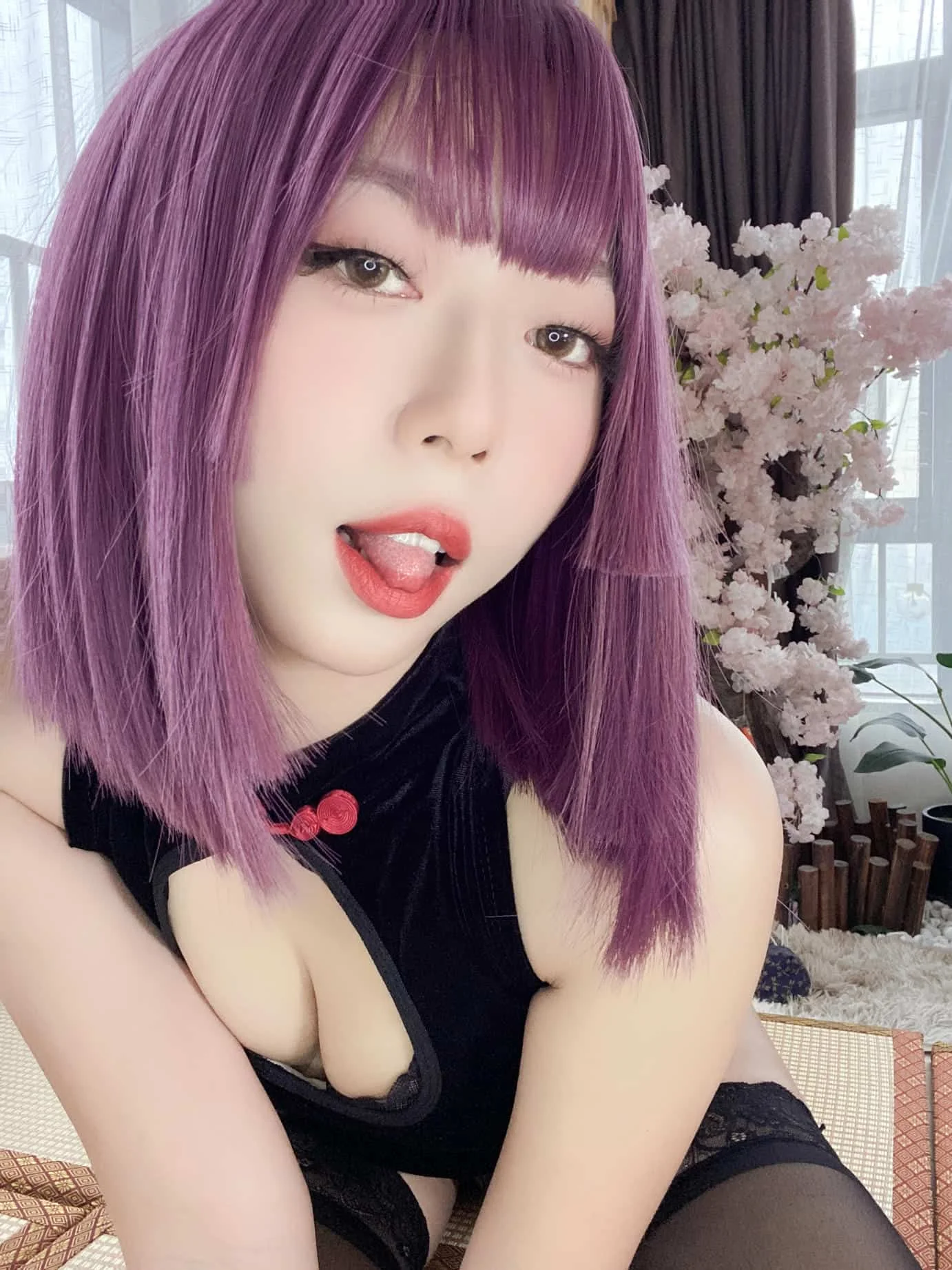 Money冷冷 - 蕾丝裙
