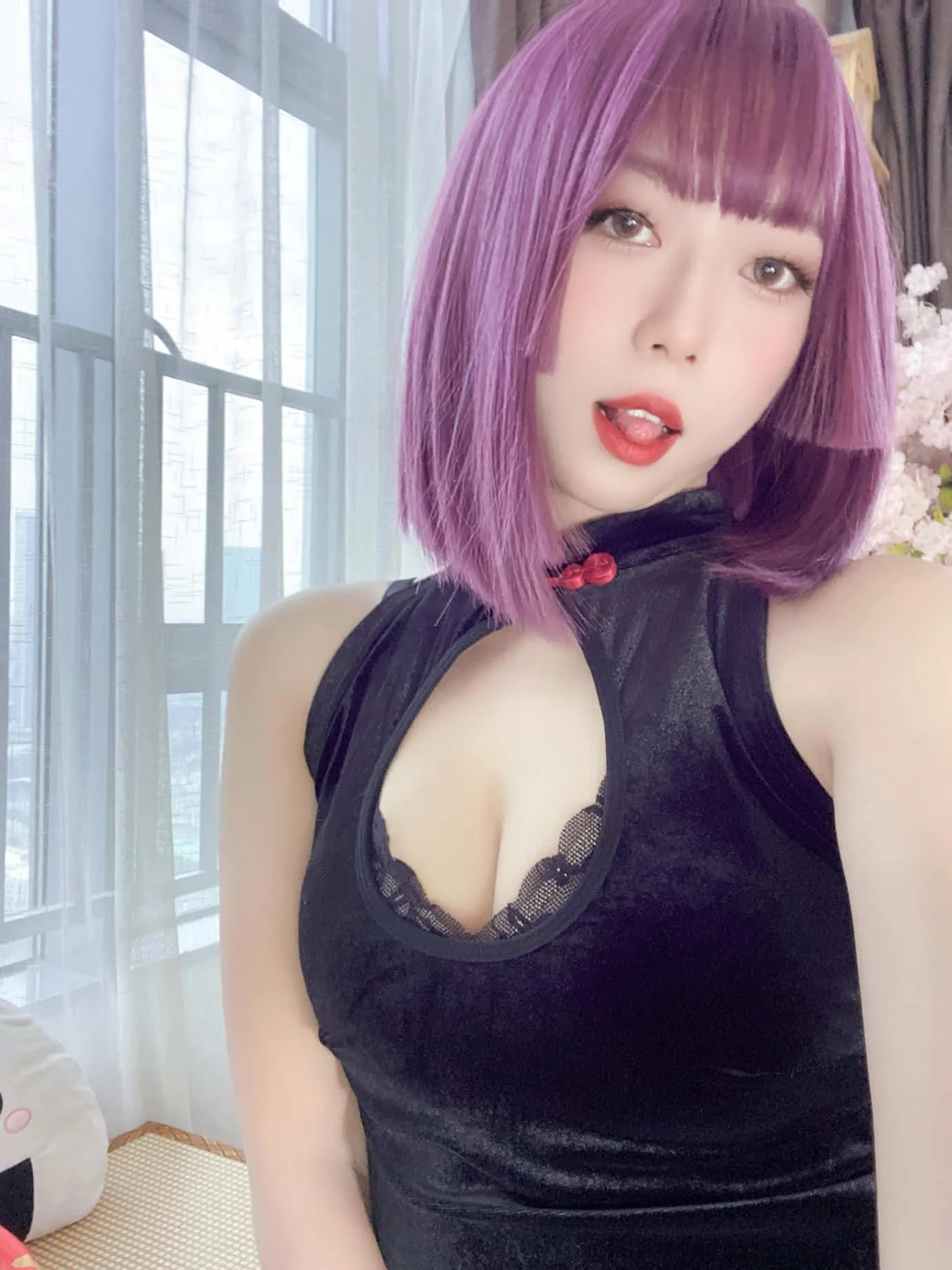 Money冷冷 - 蕾丝裙