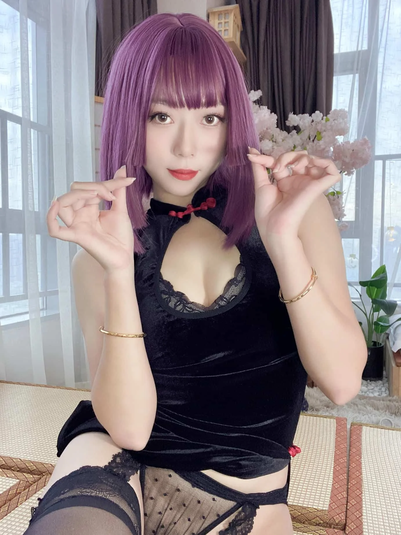 Money冷冷 - 蕾丝裙