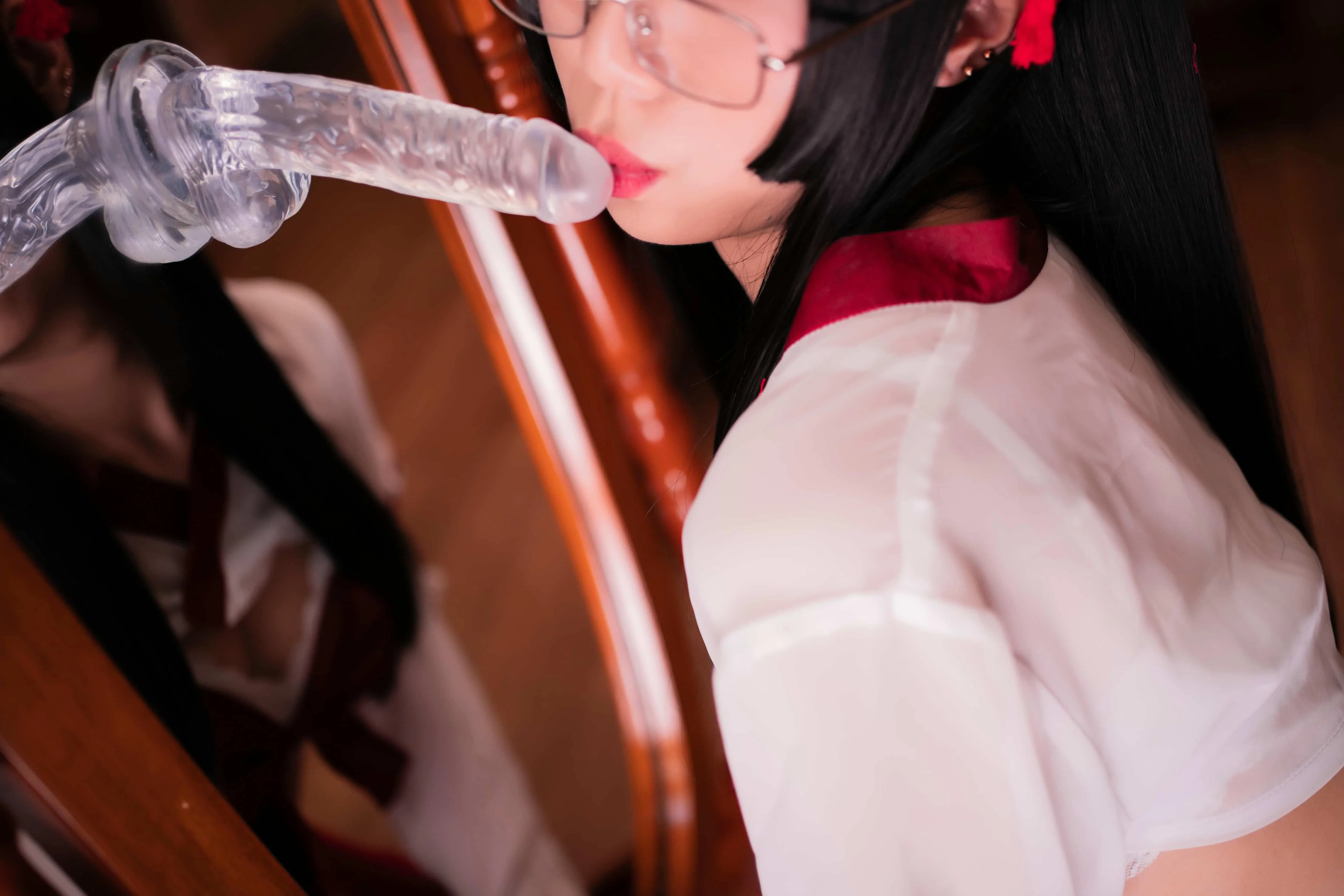Money冷冷 巫女