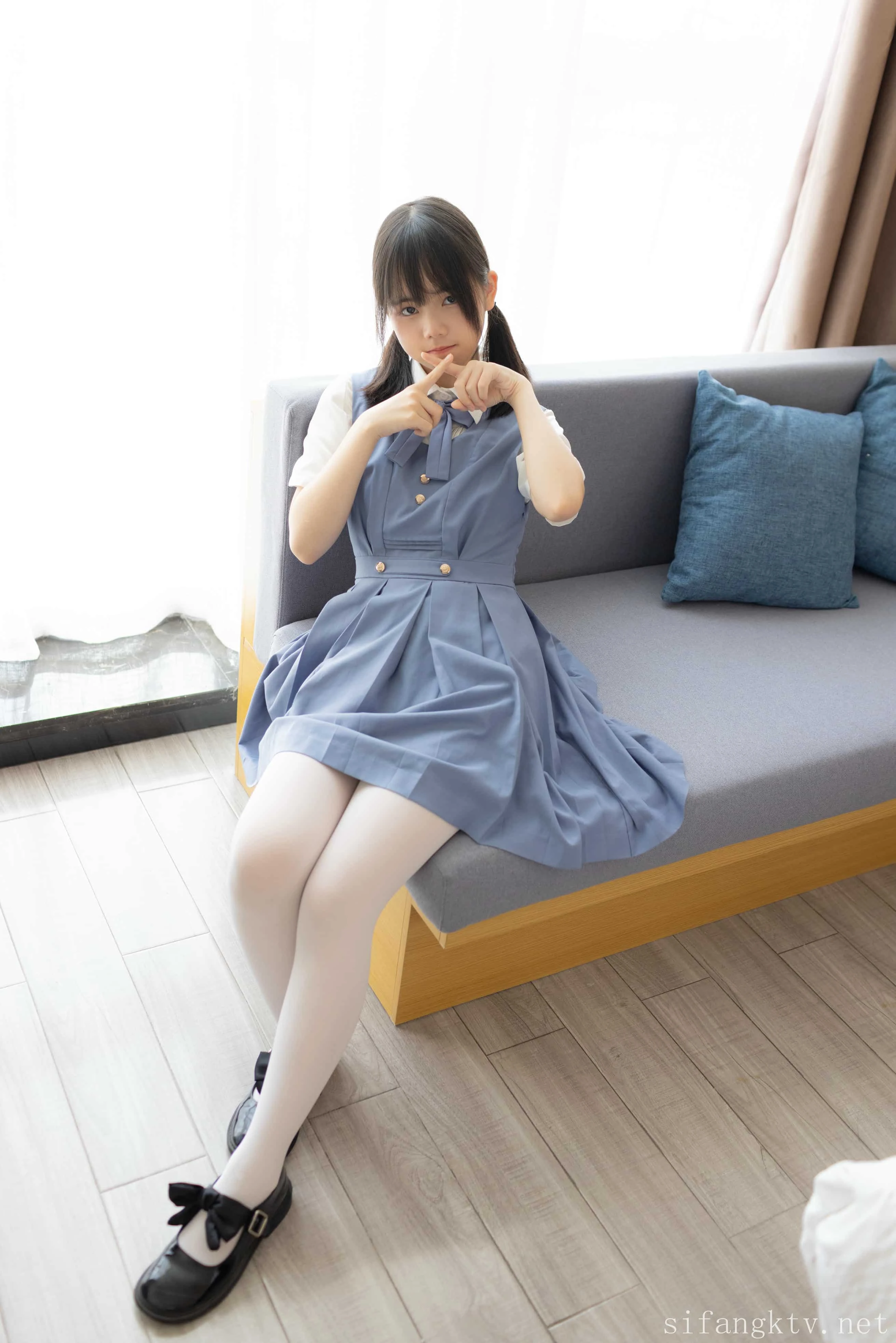 少女秩序 内部定制 小鱼 COS写真
