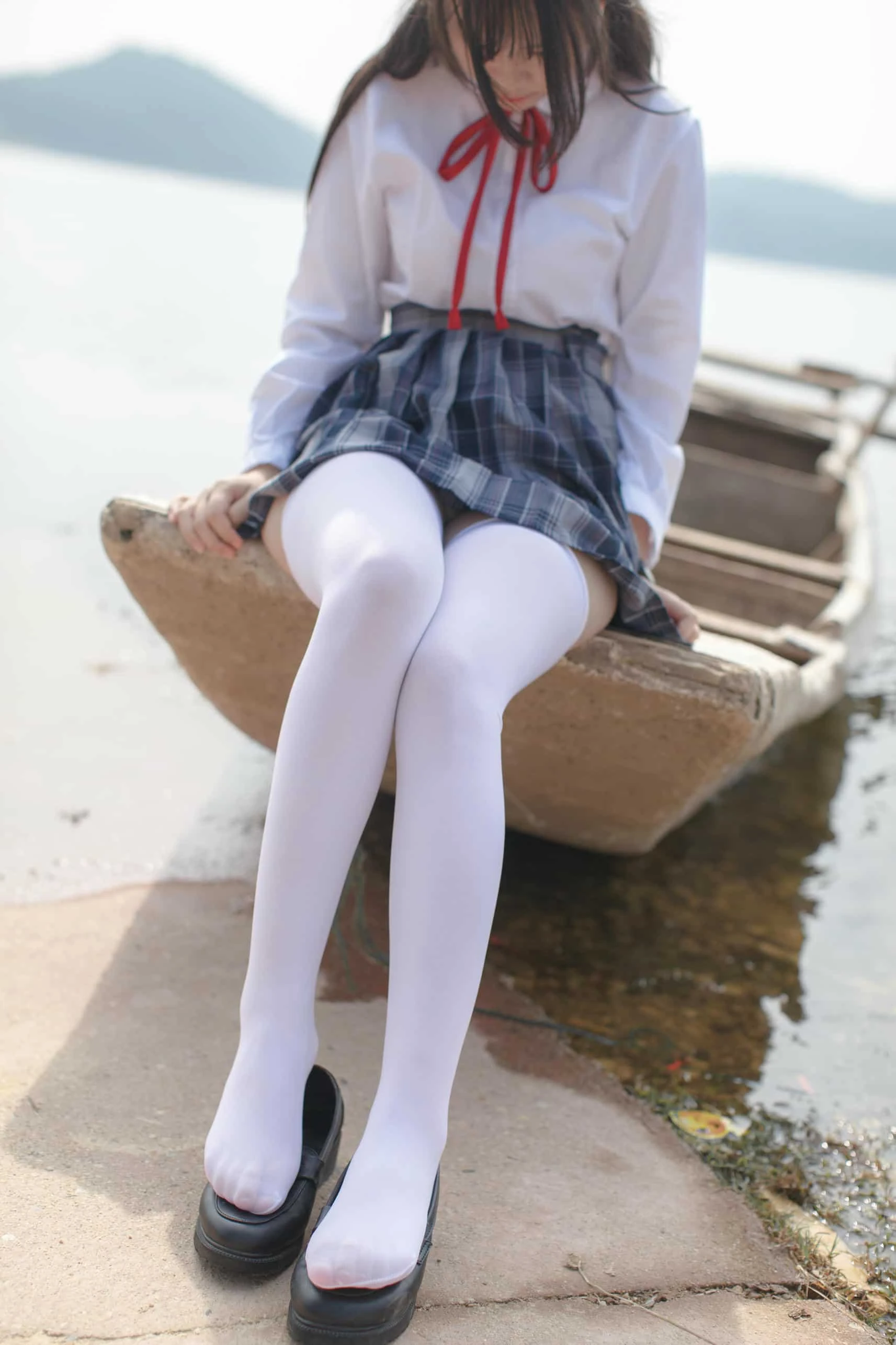 少女秩序 EXVOL.002 半度度度喵x田璐璐 户外阳光丝袜妹