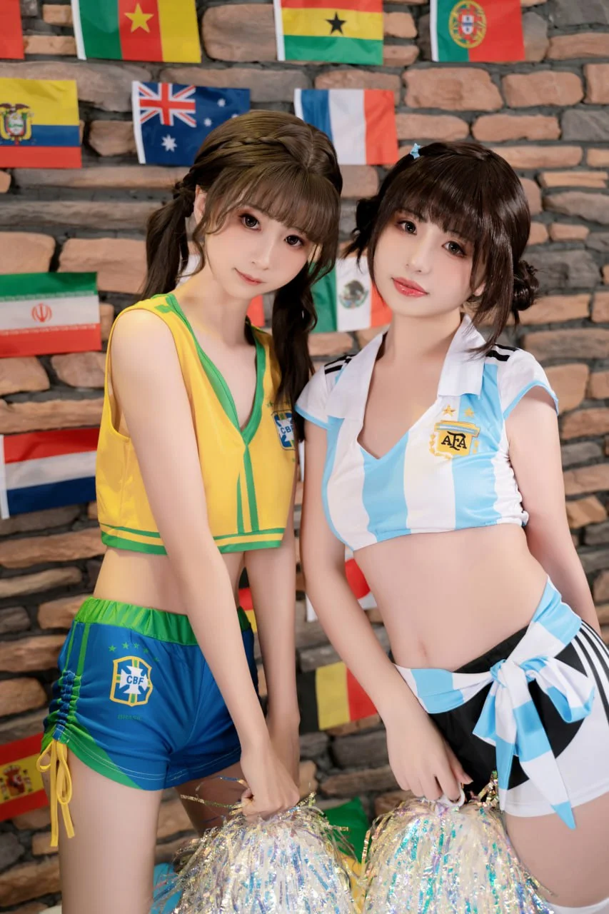 爆机少女喵小吉&花音栗子 - 足球宝贝